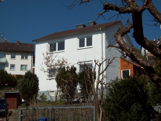 König Immobilien GmbH - Immobilienangebot - Melsungen - Einfamilienhaus - Renoviertes Haus in guter Lage von Melsungen. Keine Käuferprovision!