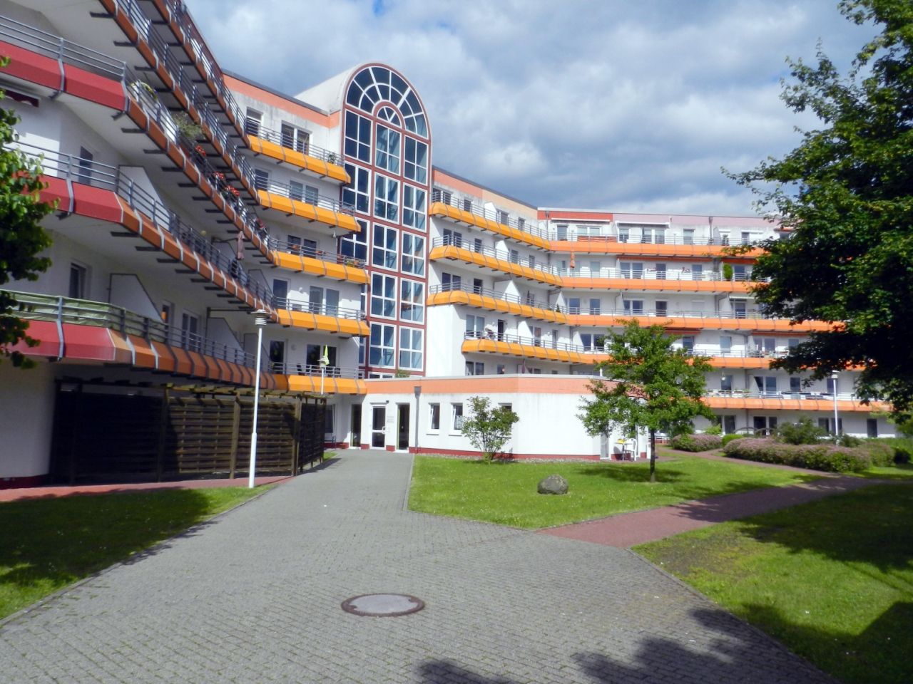 König Immobilien GmbH - Immobilienangebot - Homberg - Etagenwohnung - Großzügige Wohnung in der Seniorenresidenz Papillon! KEINE KÄUFERPROVISION