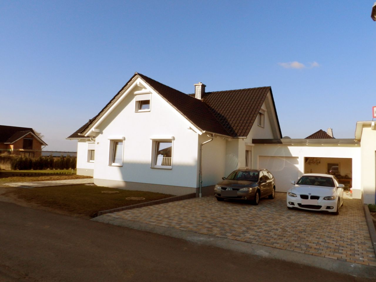 König Immobilien GmbH - Immobilienangebot - Homberg - Einfamilienhaus - Wohnen Sie nicht unter Ihren Ansprüchen! KEINE KÄUFERPROVISION