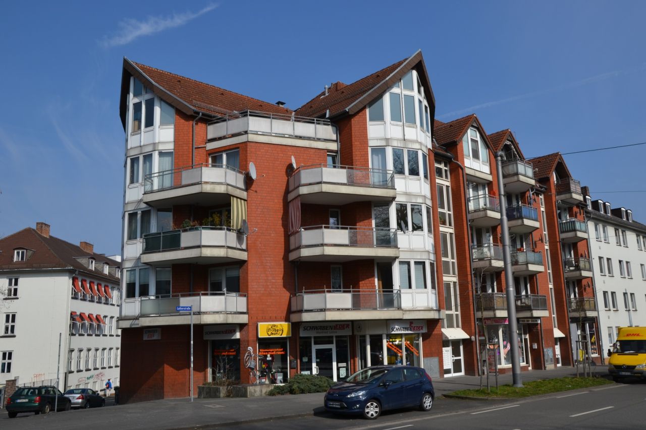 König Immobilien GmbH - Immobilienangebot - Kassel - Penthouse - Gemütliche Penthouse-Wohnung mit Dachterrasse und Aufzug im Stadtzentrum! - 3D Innenbesichtigung - KEINE KÄUFERPROVISION!
