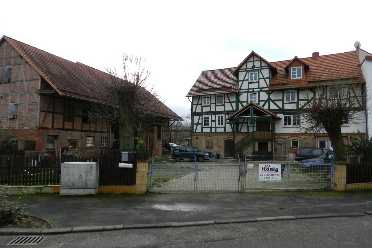 001KurzBlick_von_der_Strasse König Immobilien GmbH - Immobilienangebot - Alheim - Bauernhaus - Für Hobbylandwirte oder Pferdefreunde! KEINE KÄUFERPROVISION