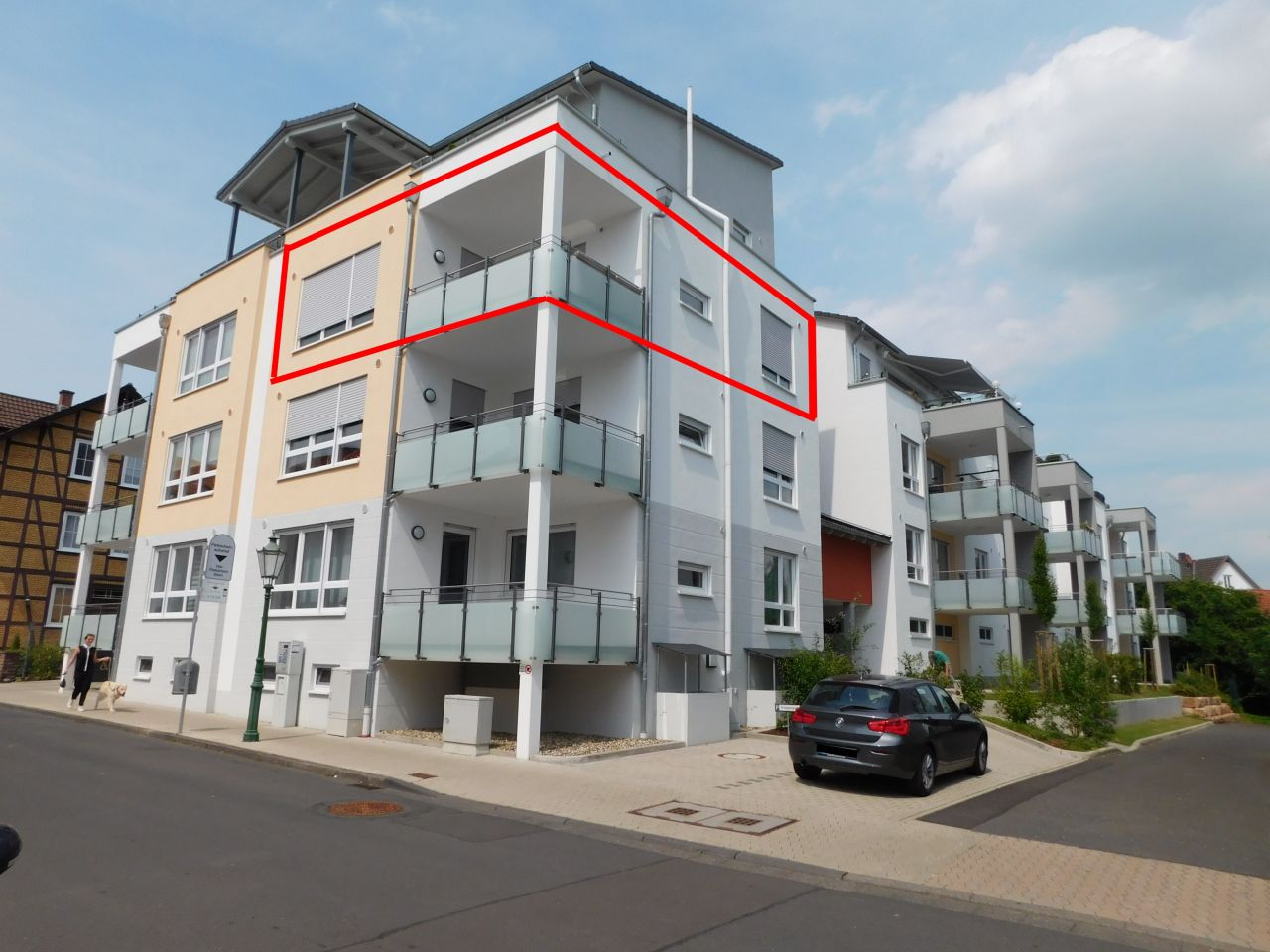 König Immobilien GmbH - Immobilienangebot - Melsungen - Etagenwohnung - Barrierefrreie Eigentumswohnung mit hochwertiger Einbauküche in zentraler Lage von Melsungen!