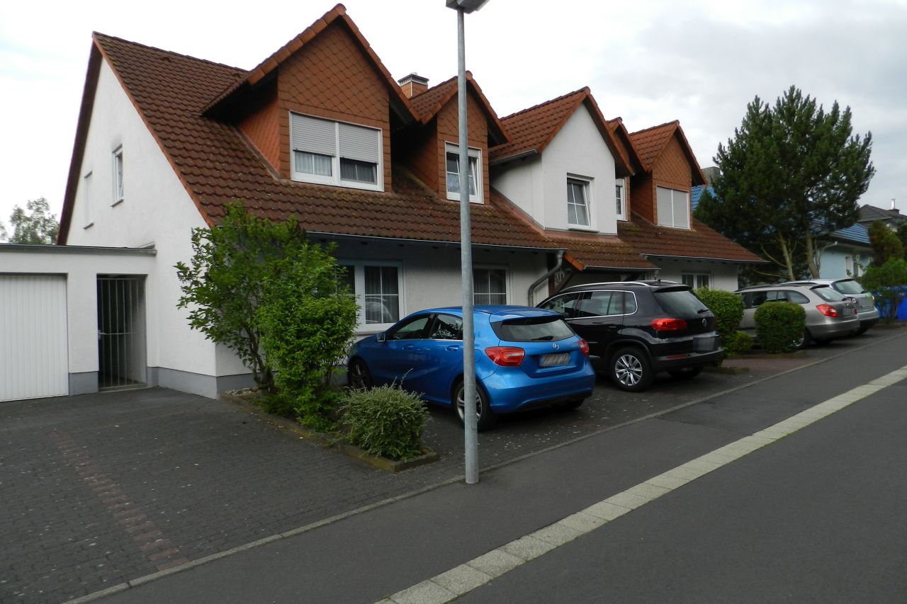 König Immobilien GmbH - Immobilienangebot - Homberg - Erdgeschosswohnung - Gepflegte Eigentumswohnung mit Fernblick in beliebter Wohnlage von Homberg! KEINE KÄUFERPROVISION