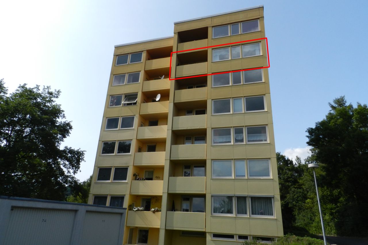 König Immobilien GmbH - Immobilienangebot - Homberg - Etagenwohnung - 3 ZKB Eigentumswohnung über den Dächern Hombergs! Keine Käuferprovision