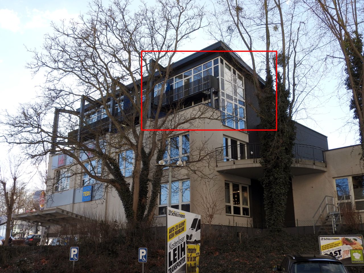 König Immobilien GmbH - Immobilienangebot - Kassel - Dachgeschosswohnung - Eigennutzung möglich: Ansprechende Maisonettewohnung in Niederzwehren! KEINE KÄUFERPROVISION