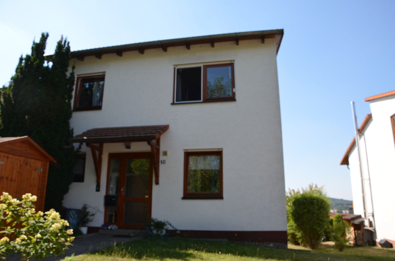 König Immobilien GmbH - Immobilienangebot - Homberg - Reiheneckhaus - Reiheneckhaus in sonnige Lage einer der beliebtesten Wohngegenden Hombergs!