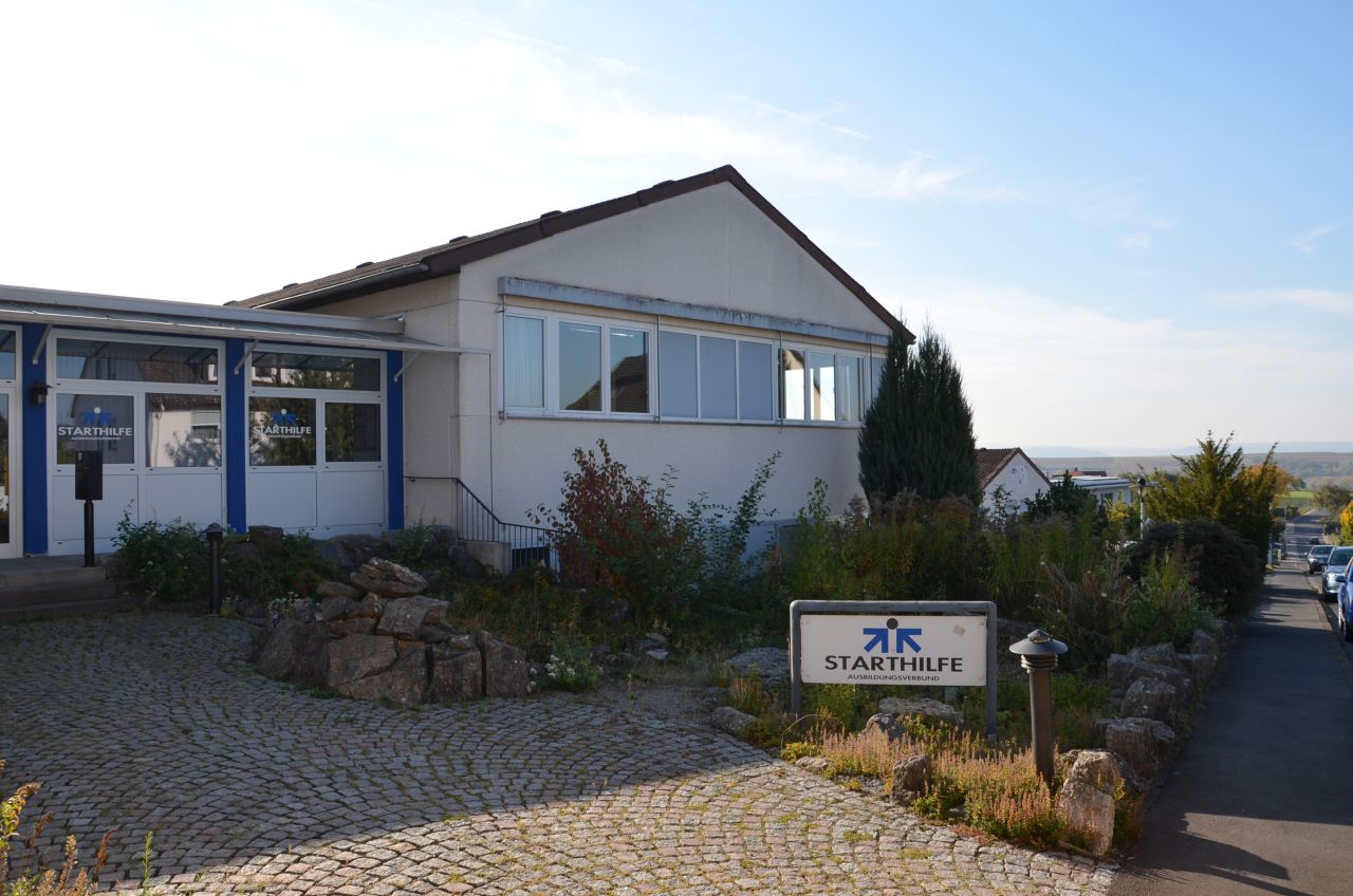 König Immobilien GmbH - Immobilienangebot - Homberg - Prod./ Lager / Gewerbehallen - Vielseitig nutzbare Gewerbe-Immobilie inmitten von Homberg!!!