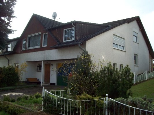 König Immobilien GmbH - Immobilienangebot - Felsberg - Zweifamilienhaus - Neuer Preis! Haus mit viel Platz in ruhiger Lage! Keine Käuferprovision!