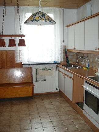 König Immobilien GmbH - Immobilienangebot - Schwalmstadt - Einfamilienhaus - Wer kauft mich endlich?