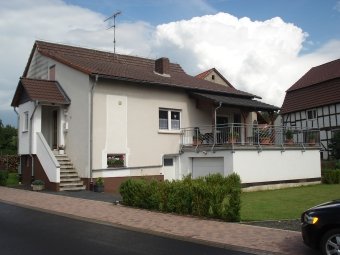 König Immobilien GmbH - Immobilienangebot - Schwalmstadt - Einfamilienhaus - Ruhiges Wohnen garantiert! Keine Käuferprovision!