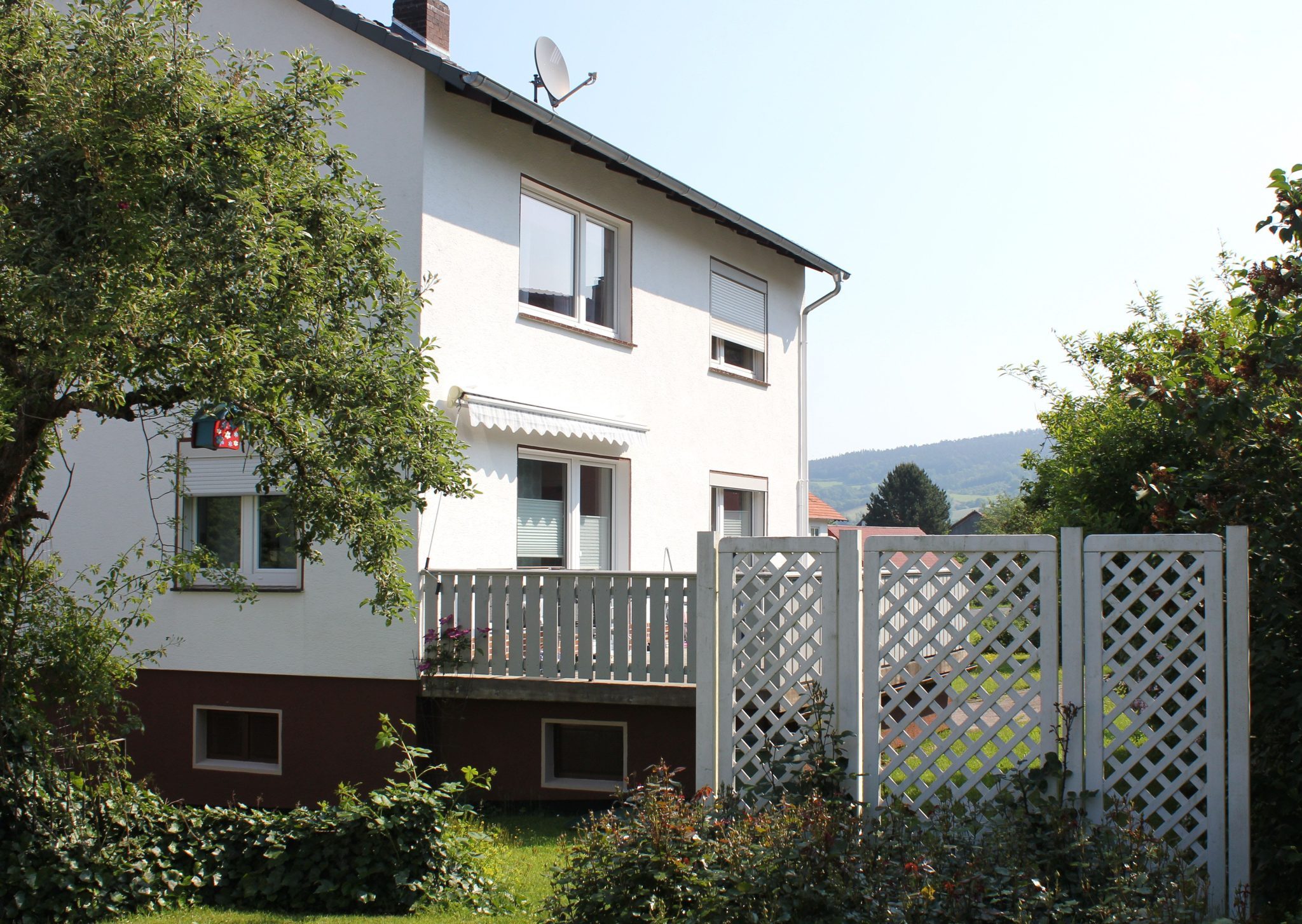 König Immobilien GmbH - Immobilienangebot - Morschen - Einfamilienhaus - Hier können Sie einziehen und sich wohlfühlen! Keine Käuferprovision!