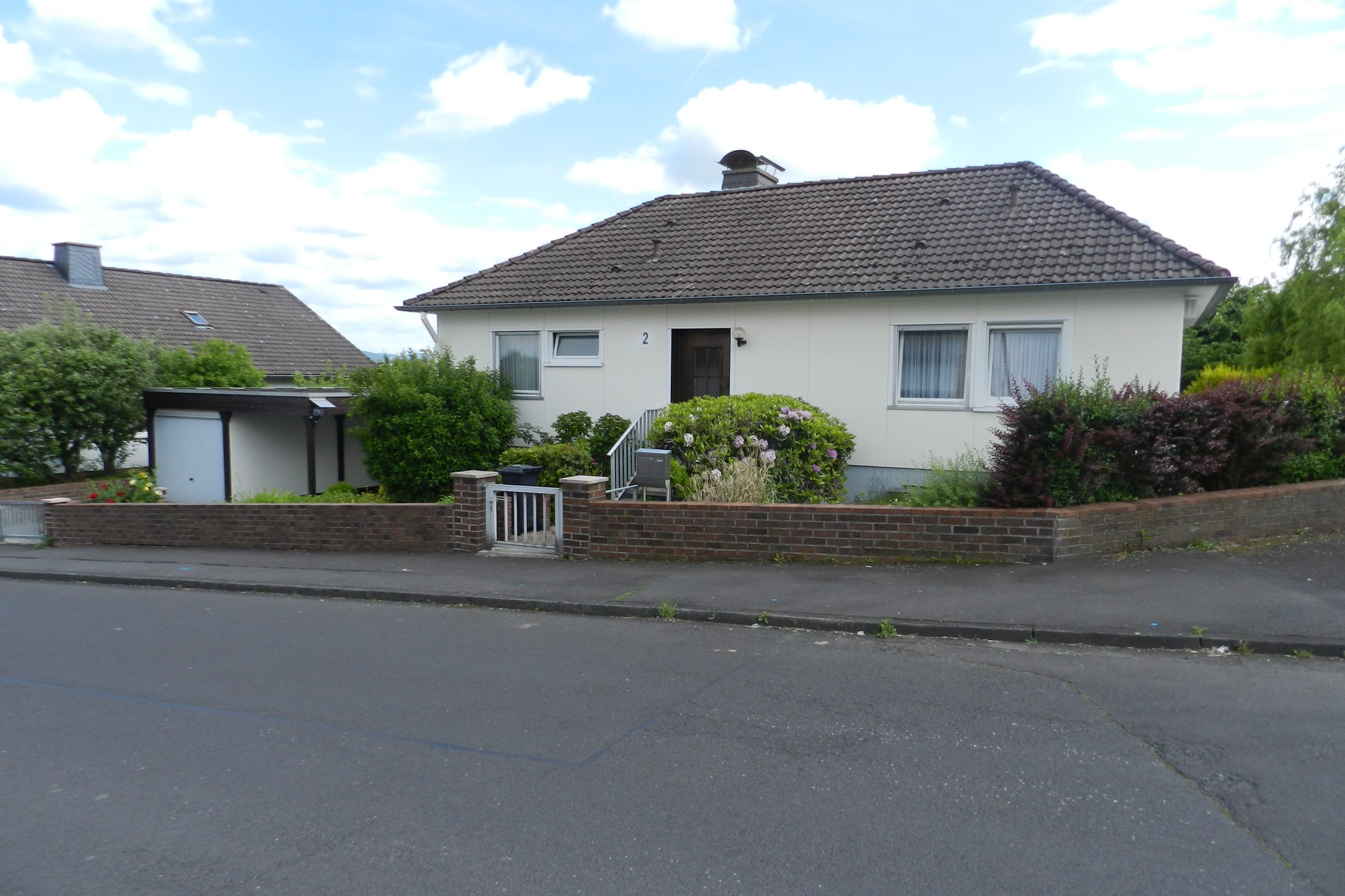 König Immobilien GmbH - Immobilienangebot - Borken - Einfamilienhaus - Erfüllen Sie sich Ihren Wunsch vom eigenen Haus! Keine Käuferprovision!