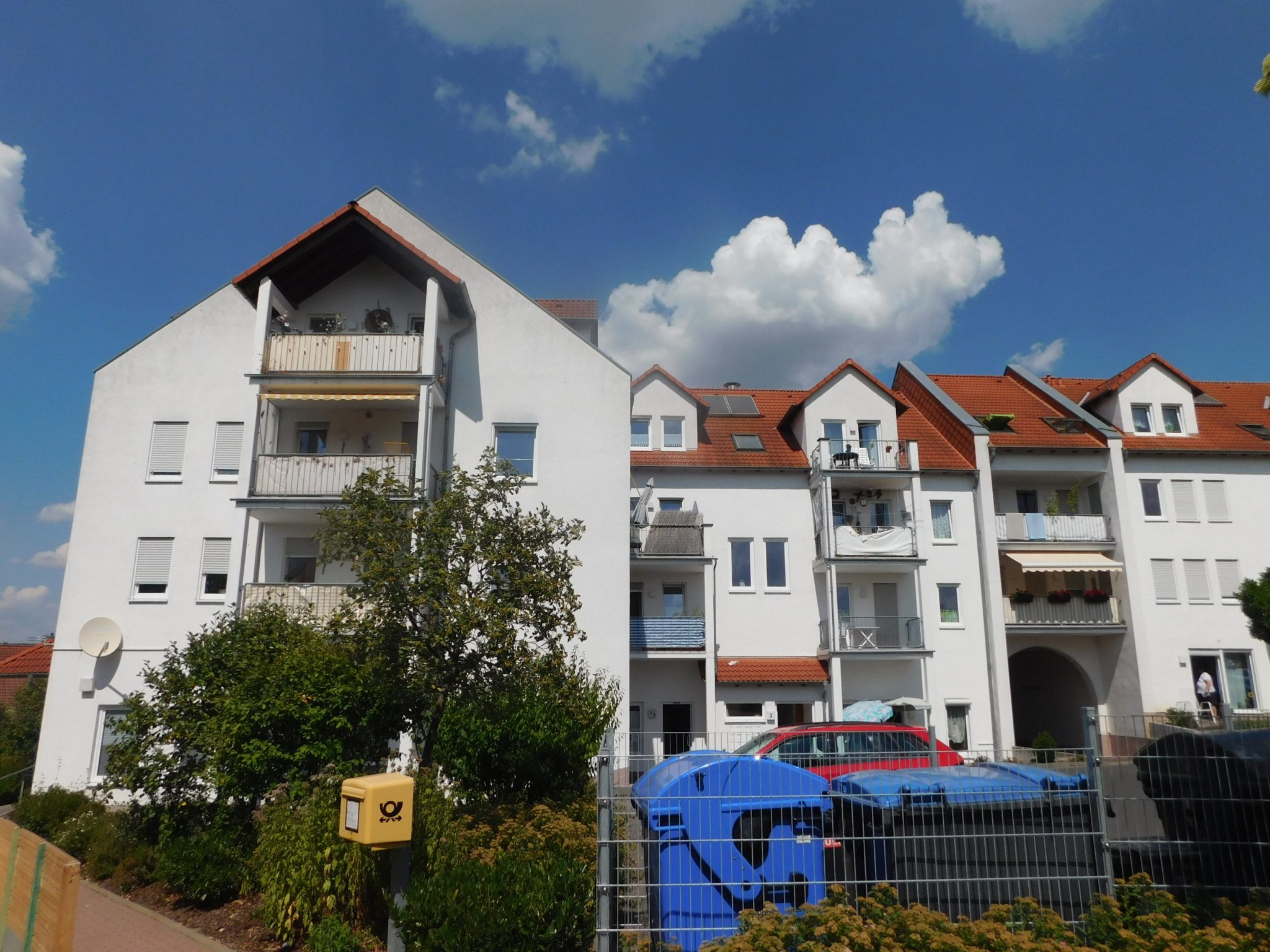 König Immobilien GmbH - Immobilienangebot - Bebra - Etagenwohnung - Barrierefreie Singlewohnung mit Balkon! Keine Käuferprovision!