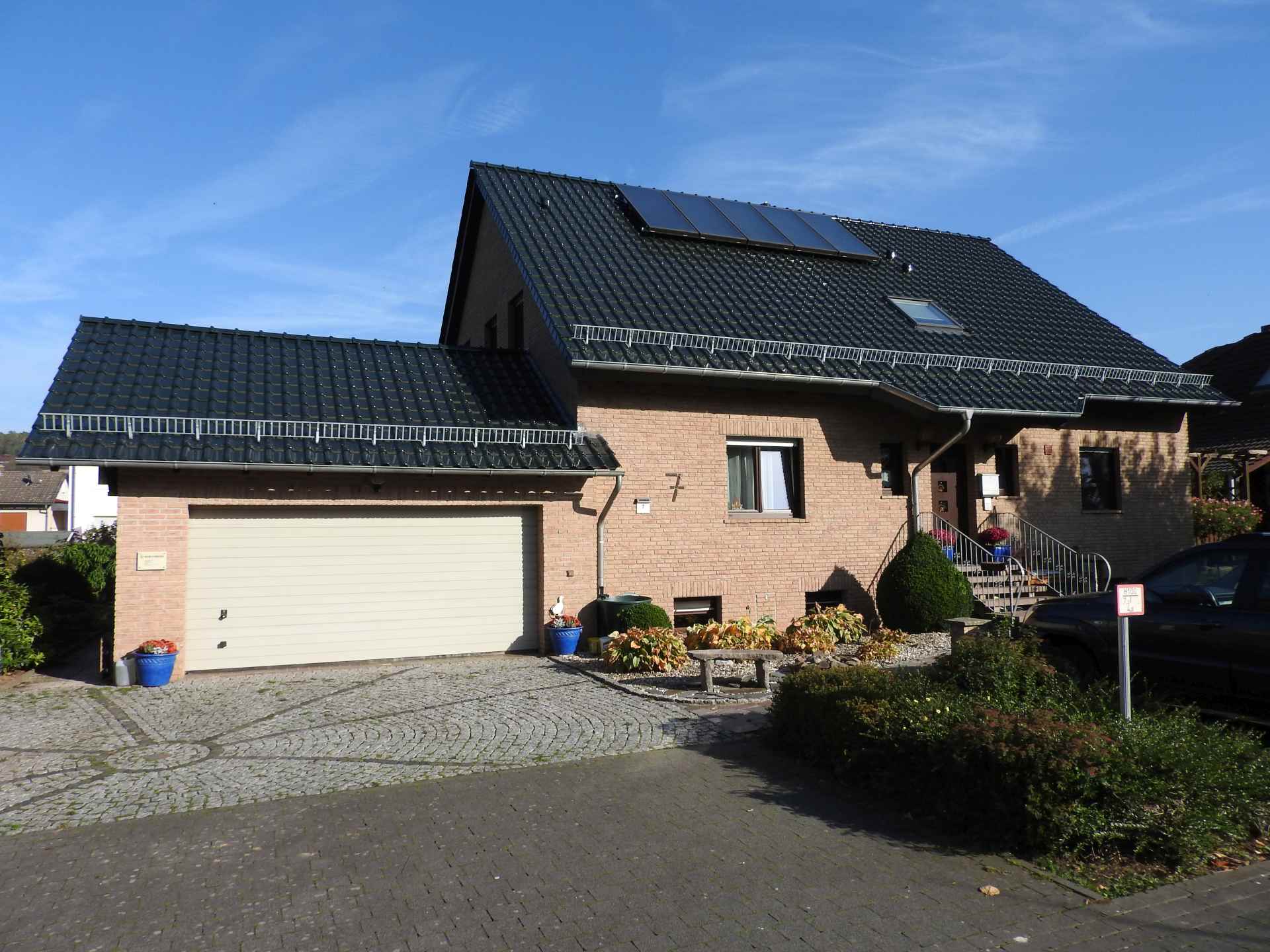 H 15325Zweifamilienhaus37215 WitzenhausenWitzenhausenKönig