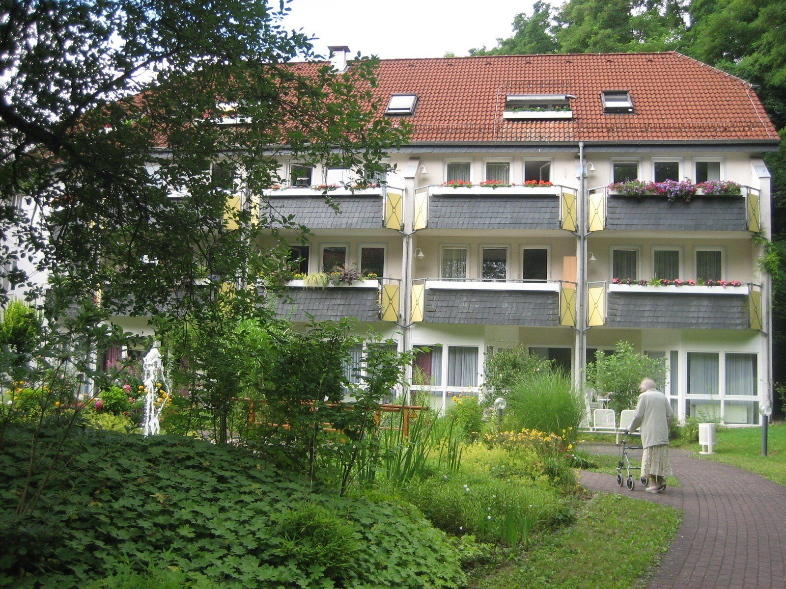 Immobilienangebot - Marburg - Alle - Kapitalanlage in Seniorenzentrum Ars Vivendi, Verkauf im Bieterverfahren.