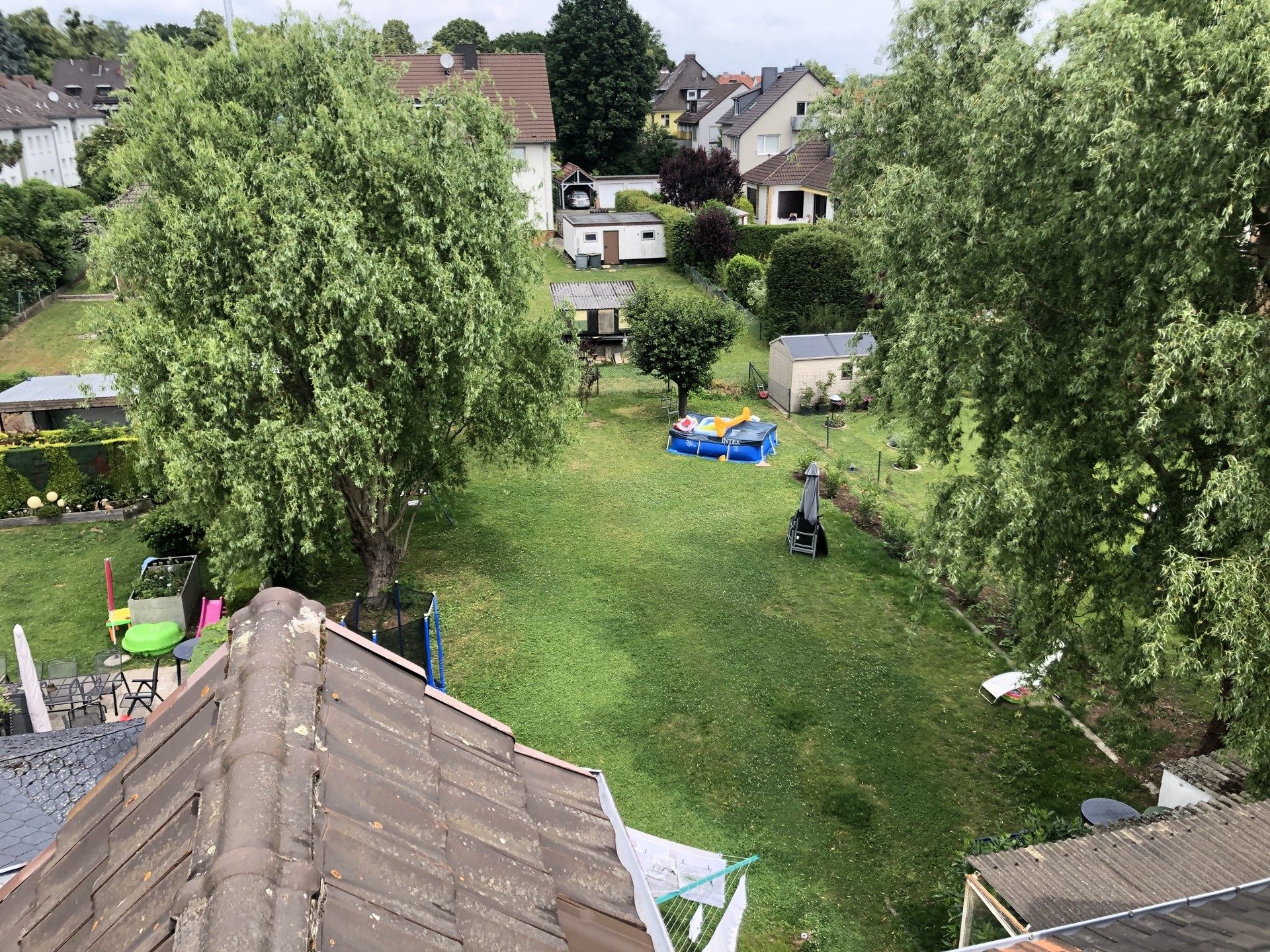 Immobilienangebot - Kassel - Alle - Singlehaushalte aufgepasst! 1-ZKB DG-Wohnung mit Garten in bester Lage von KS-Niederzwehren!