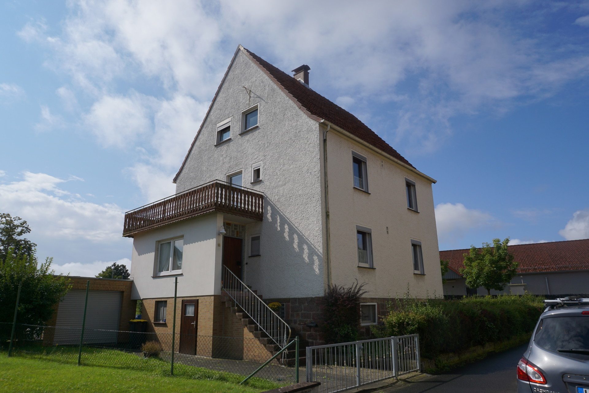 Immobilienangebot - Guxhagen - Alle - Einfamilienhaus in guter Lage von Guxhagen. Keine Käuferprovision!