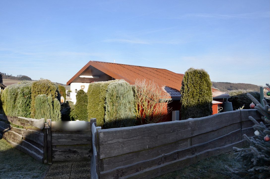 Immobilienangebot - Schwarzenborn - Alle - Ferienhaus im Schwedenstil in idyllischer Lage zu verkaufen!