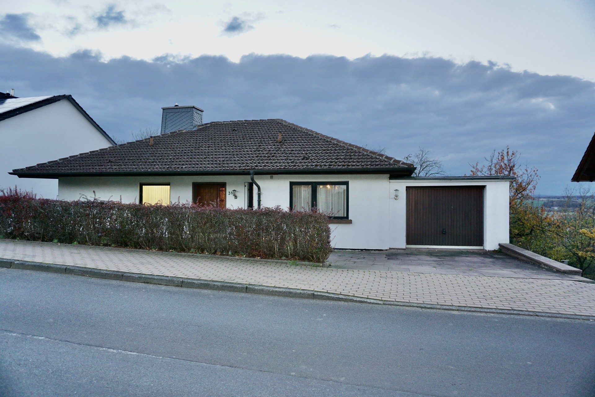 Immobilienangebot - Felsberg - Alle - Attraktiver Bungalow mit viel Platz für die Familie. Keine Käuferprovision!