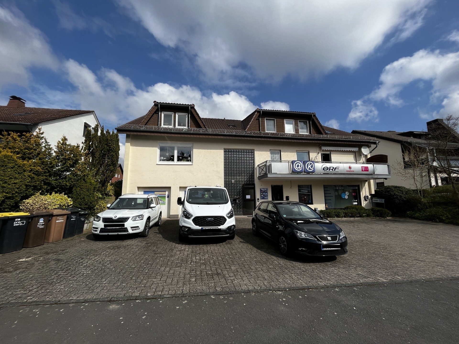 Hauptansicht Immobilienangebot - Baunatal - Wohnen - 3 ZKB Dachgeschoss Wohnung in Baunatal zu vermieten!