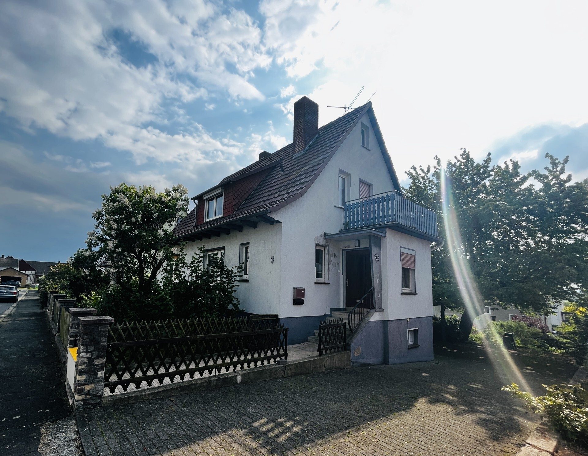 Immobilienangebot - Wabern / Unshausen - Wohnen - Einfamilienhaus in guter Lage von Wabern-Unshausen zu verkaufen! KEINE KÄUFERPROVISION