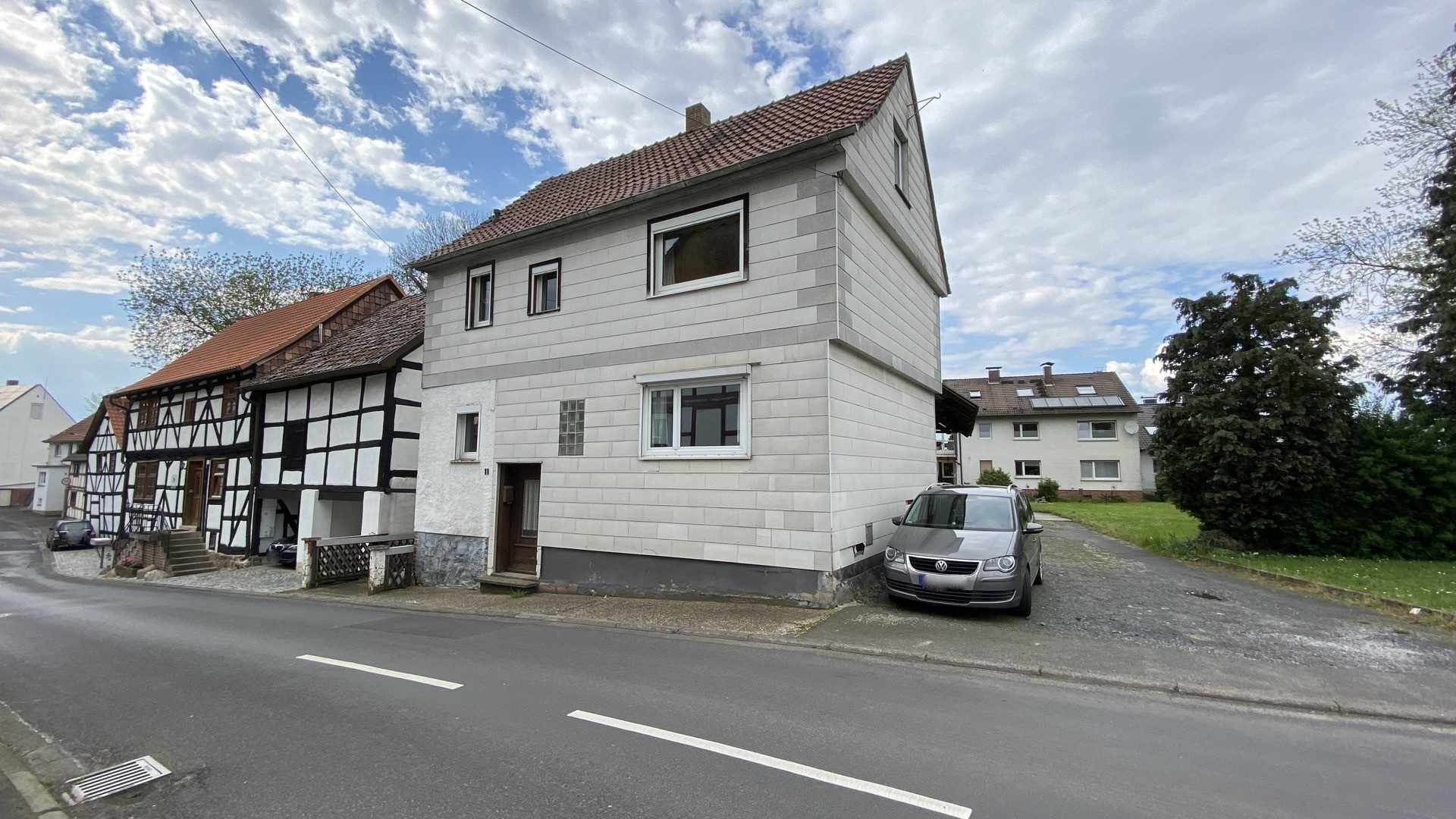Immobilienangebot - Borken - Alle - Preiswertes Haus in Borken-Stadtteil zu verkaufen! KEINE KÄUFERPROVISION!