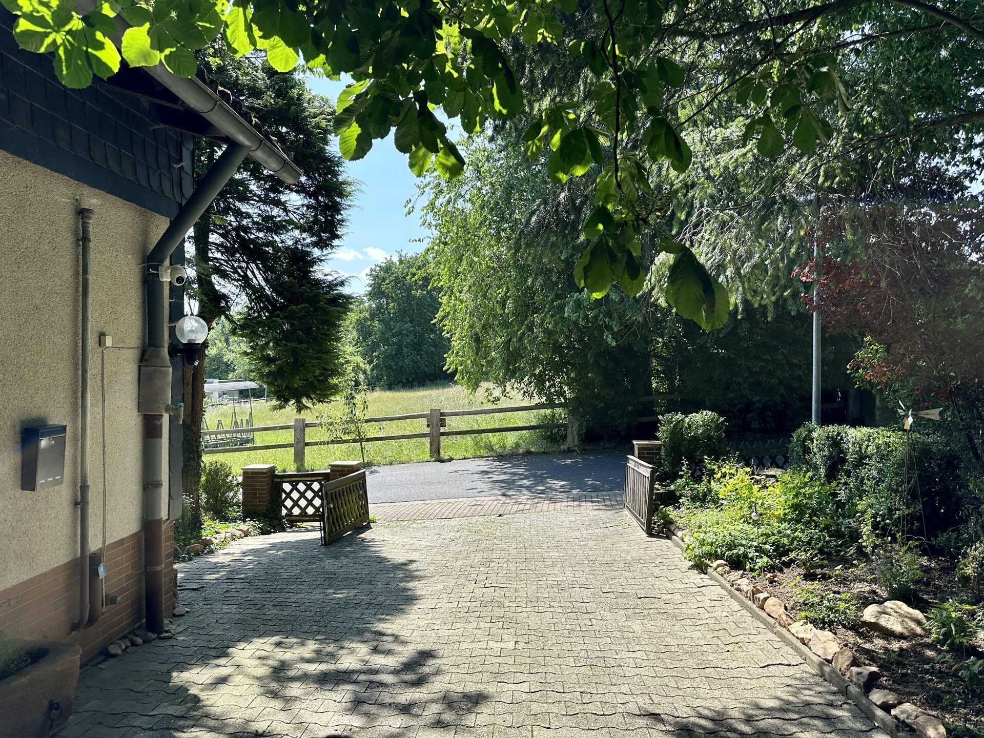 Immobilienangebot - Jesberg - Wohnen - Raum für Ideen - Einfamilienhaus in Jesberg! Keine Käuferprovision!