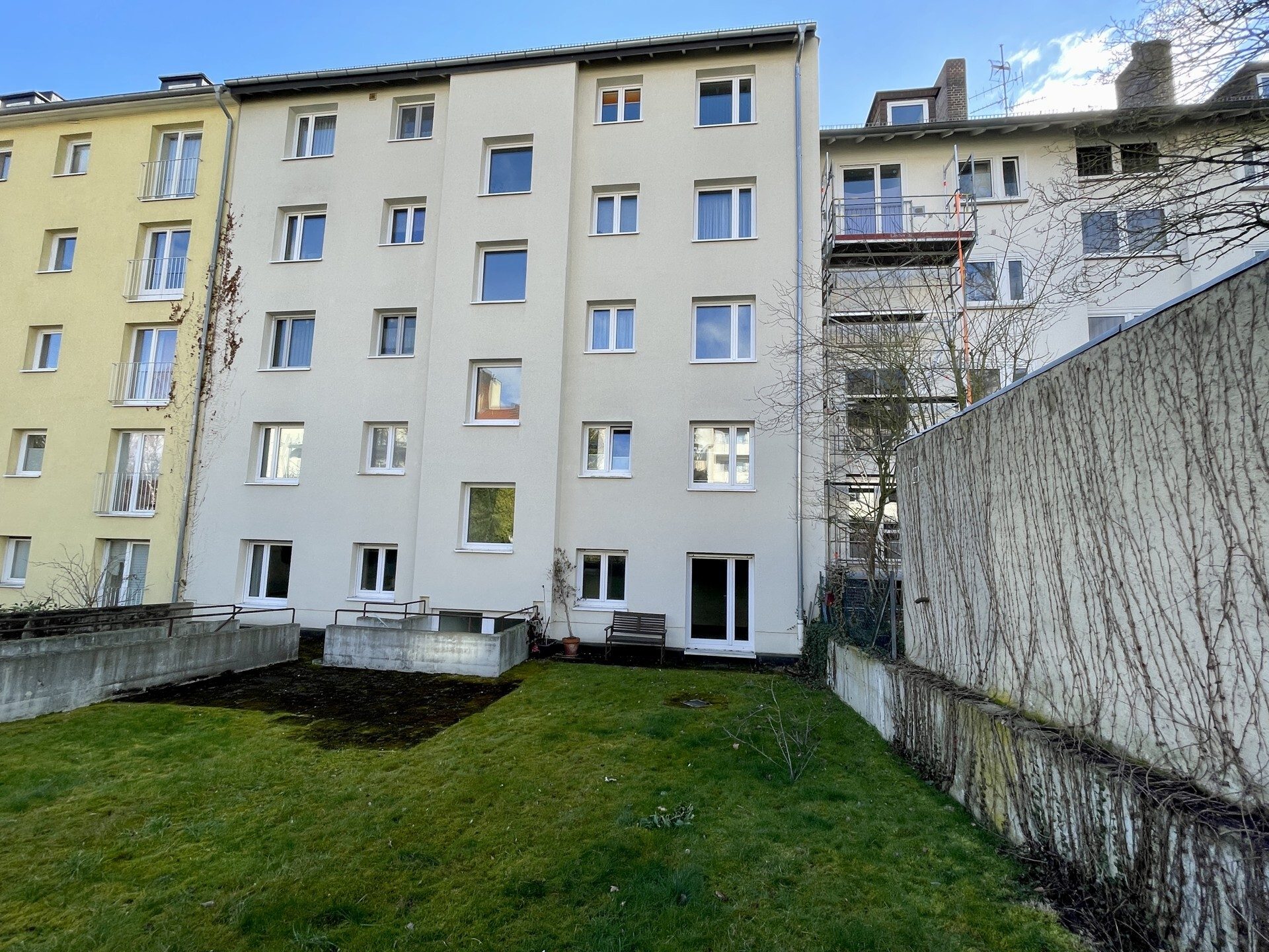Immobilienangebot - Kassel - Alle - Zentrale Lage, sofort verfügbar: 2 ZKB in KS Mitte/West! KEINE KÄUFERPROVISION