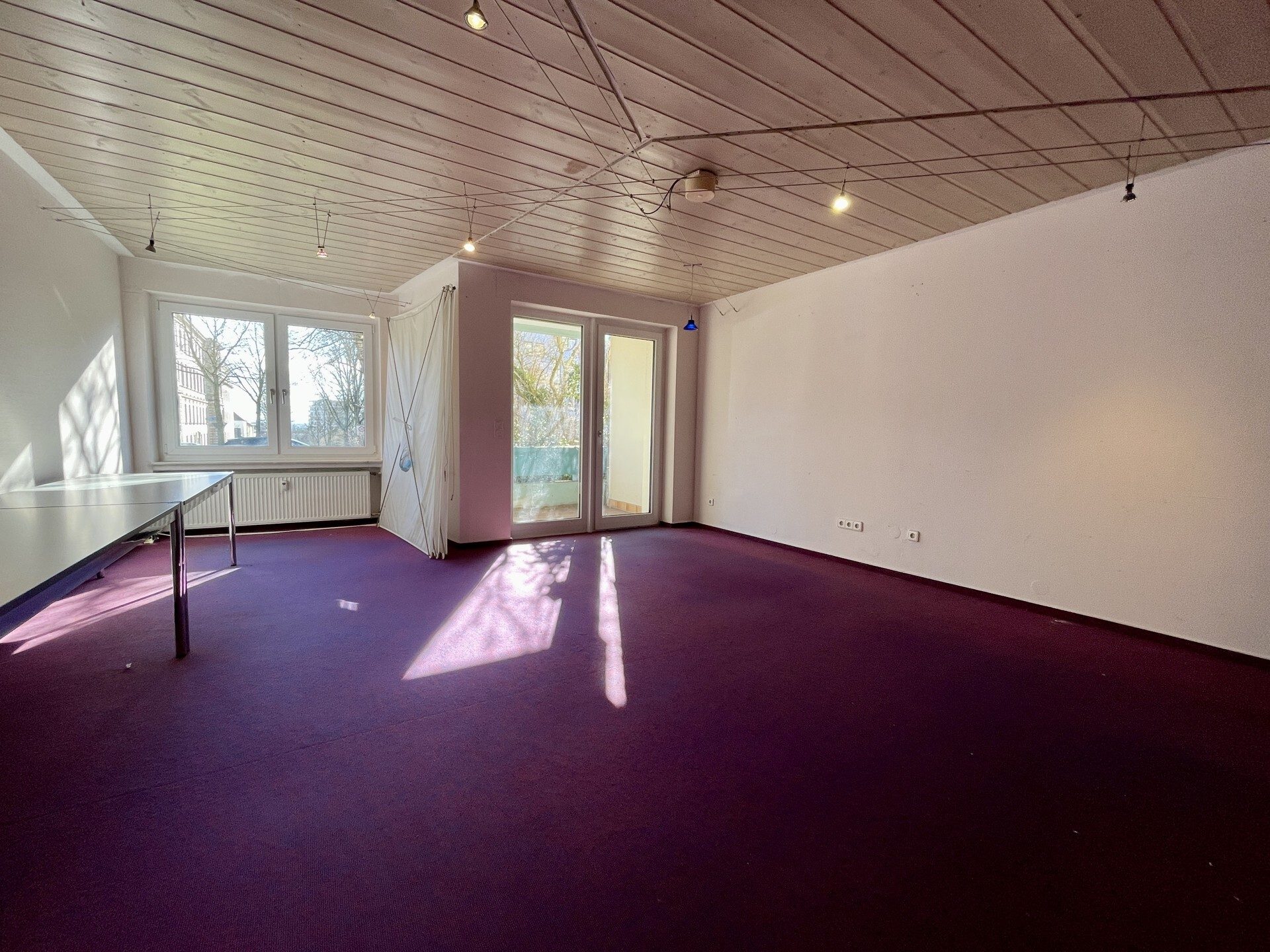 Immobilienangebot - Kassel - Alle - Zentrale Lage, sofort verfügbar: 2 ZKB in KS Mitte/West! KEINE KÄUFERPROVISION