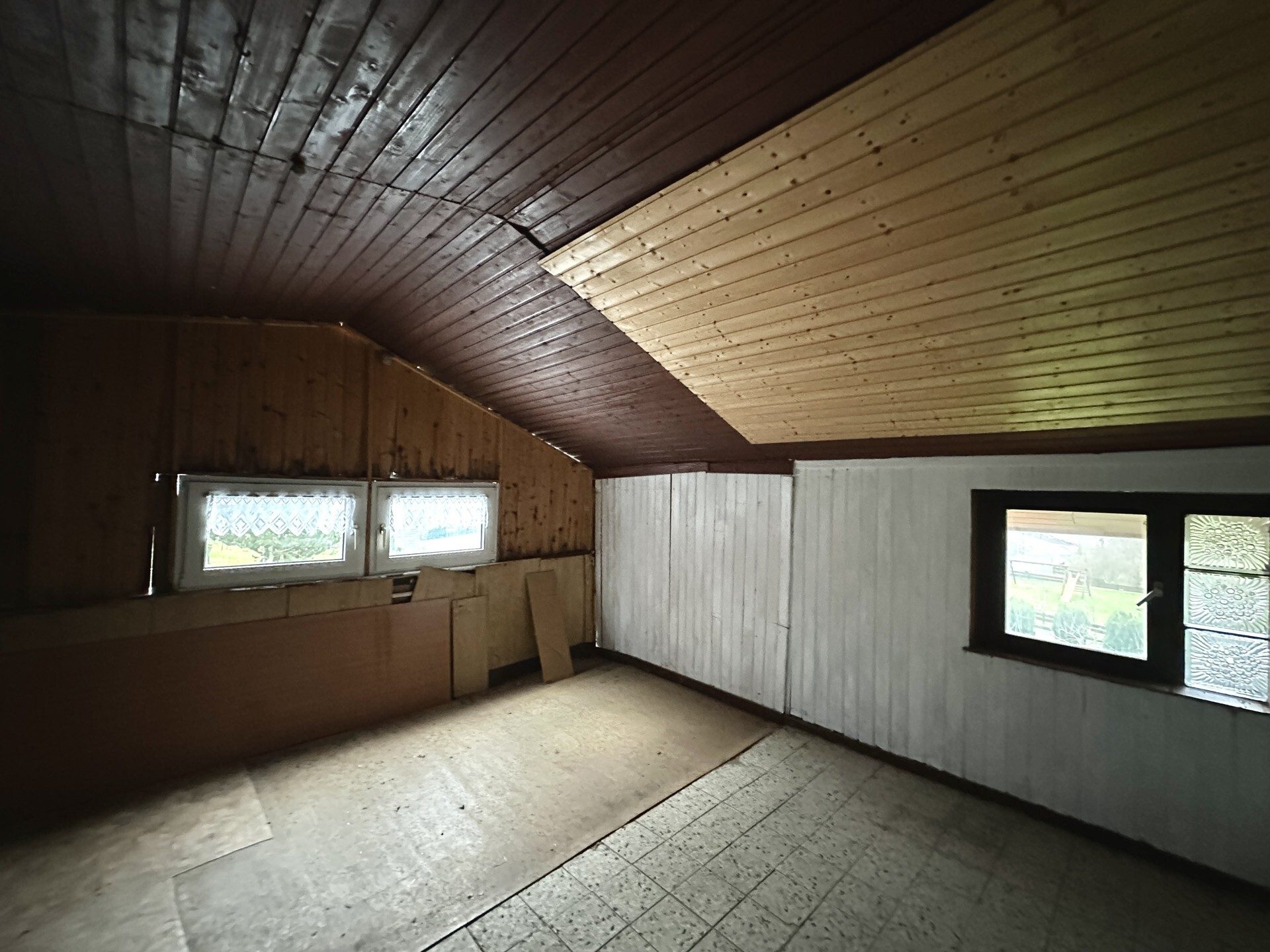 Immobilienangebot - Ludwigsau - Alle - Mehrfamilienhaus in Ludwigsau OT – viel Platz und Möglichkeiten! Keine Käuferprovision!