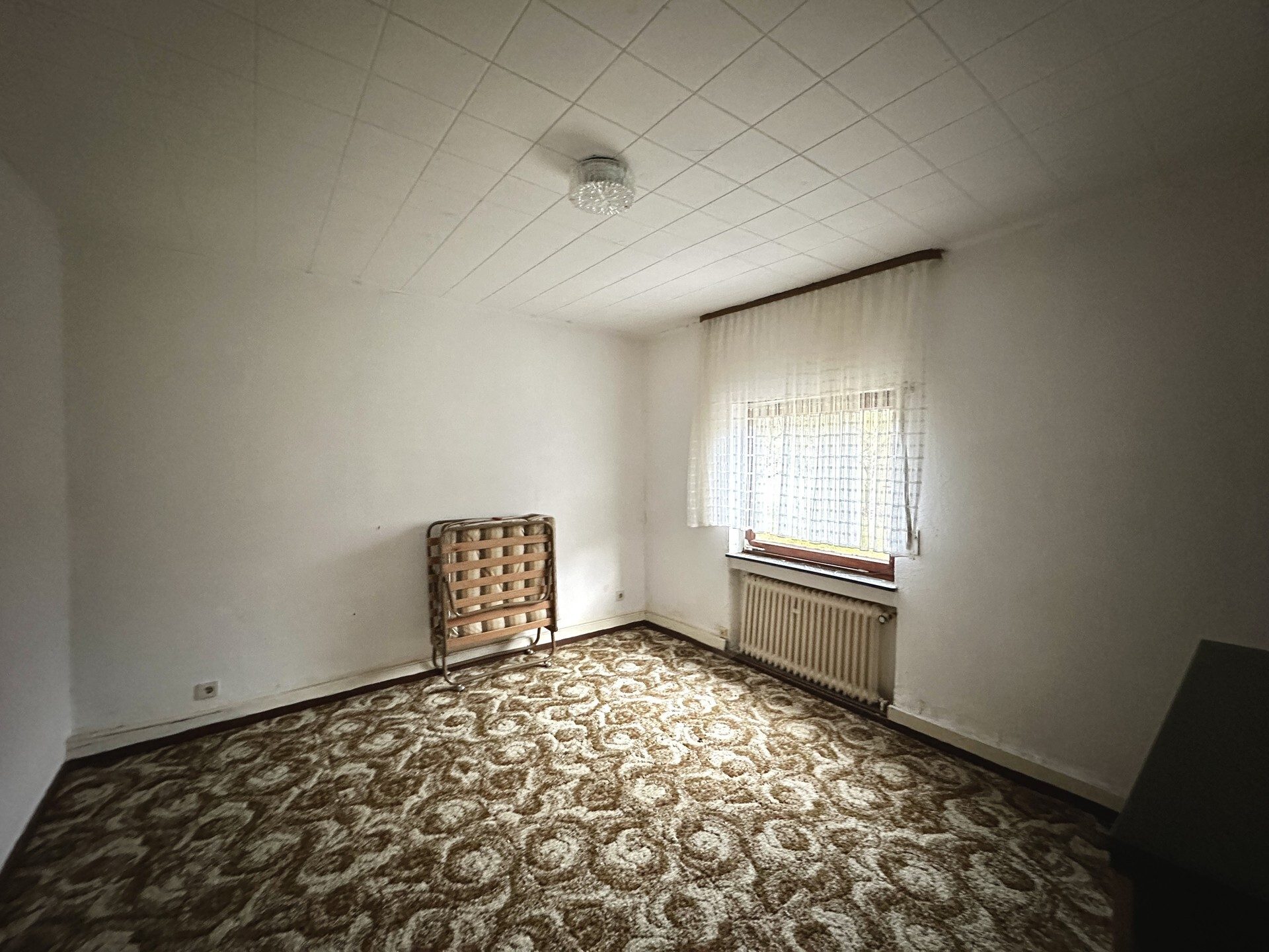 Immobilienangebot - Ludwigsau - Alle - Mehrfamilienhaus in Ludwigsau OT – viel Platz und Möglichkeiten! Keine Käuferprovision!
