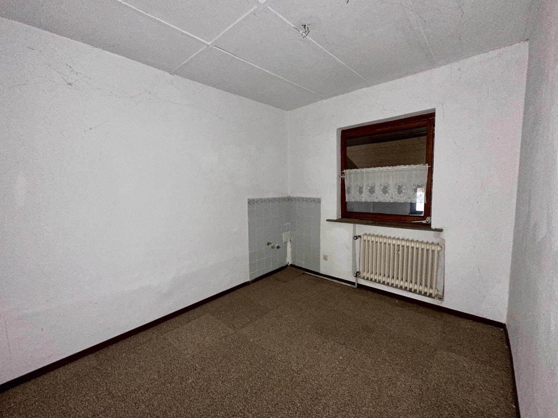 Immobilienangebot - Ludwigsau - Alle - Mehrfamilienhaus in Ludwigsau OT – viel Platz und Möglichkeiten! Keine Käuferprovision!