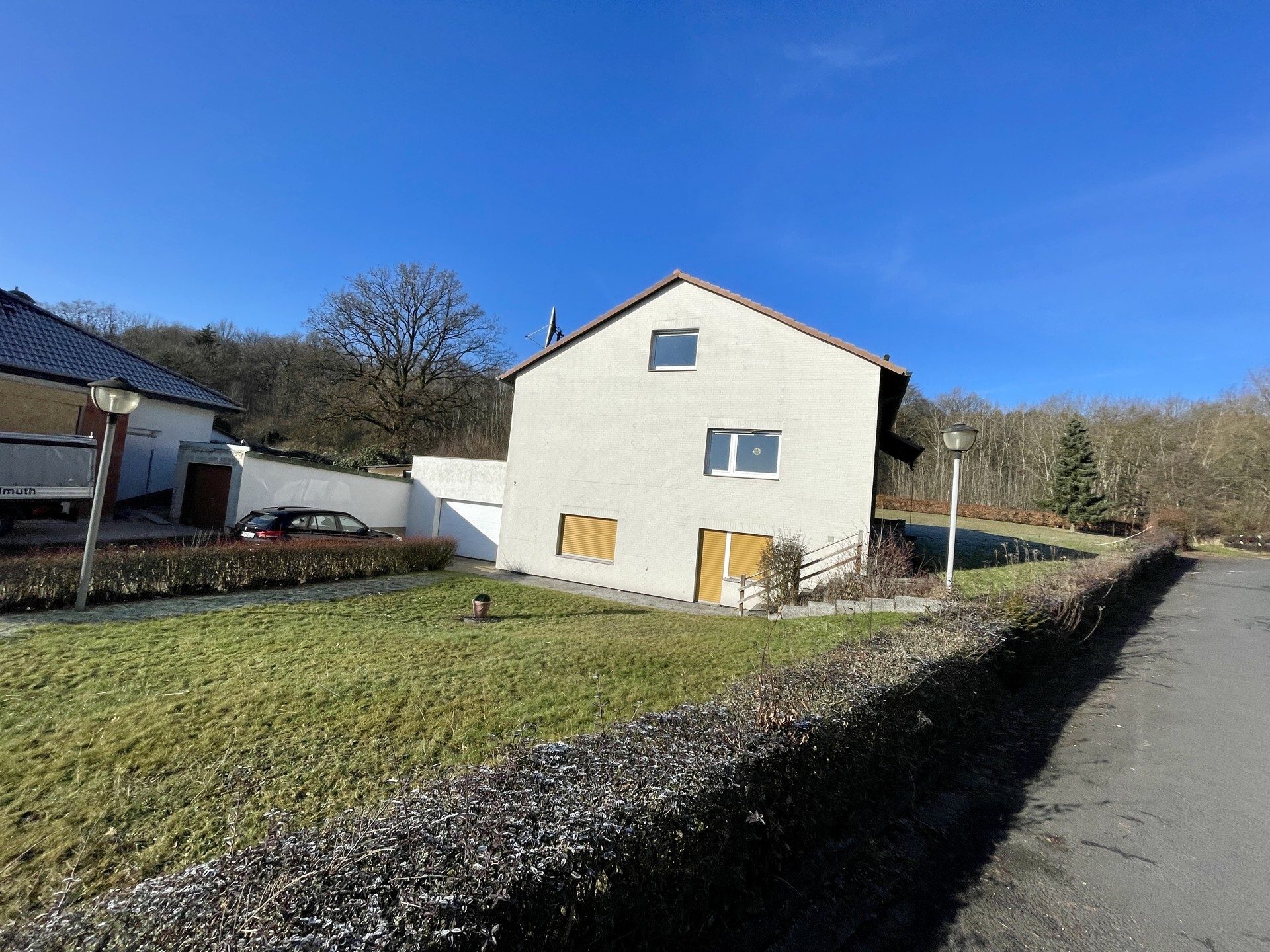 Immobilienangebot - Niedenstein - Alle - Familiennest mit Potenzial und großem Grundstück am Ortsrand! KEINE KÄUFERPROVISION