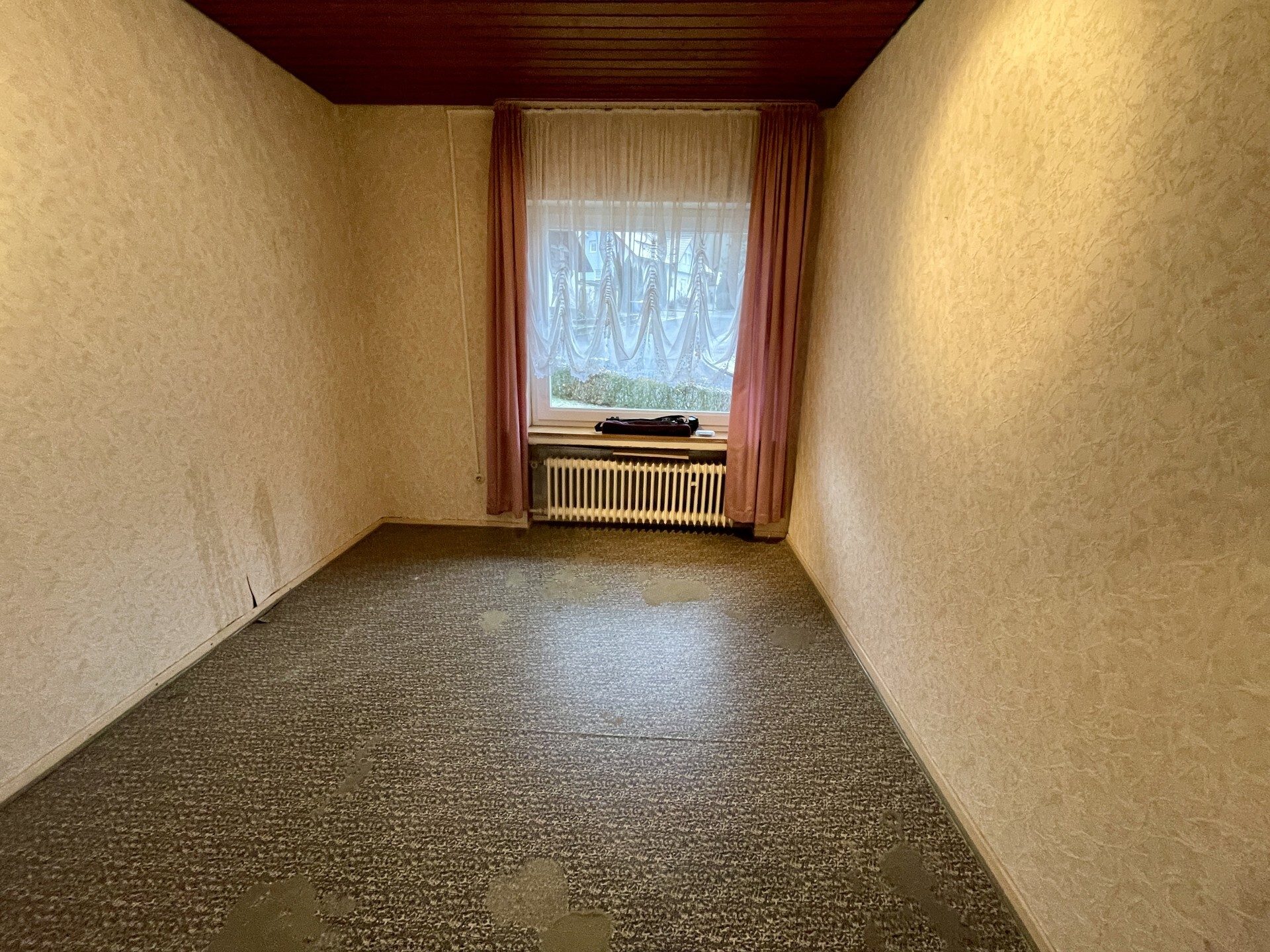 Immobilienangebot - Niedenstein - Alle - Familiennest mit Potenzial und großem Grundstück am Ortsrand! KEINE KÄUFERPROVISION