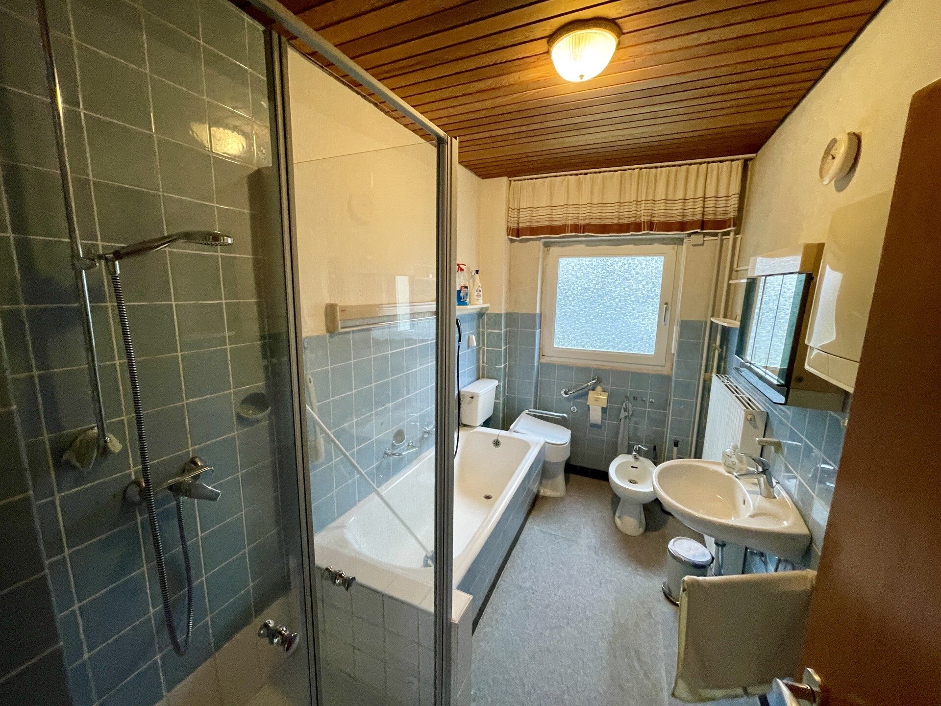 Immobilienangebot - Niedenstein - Alle - Familiennest mit Potenzial und großem Grundstück am Ortsrand! KEINE KÄUFERPROVISION