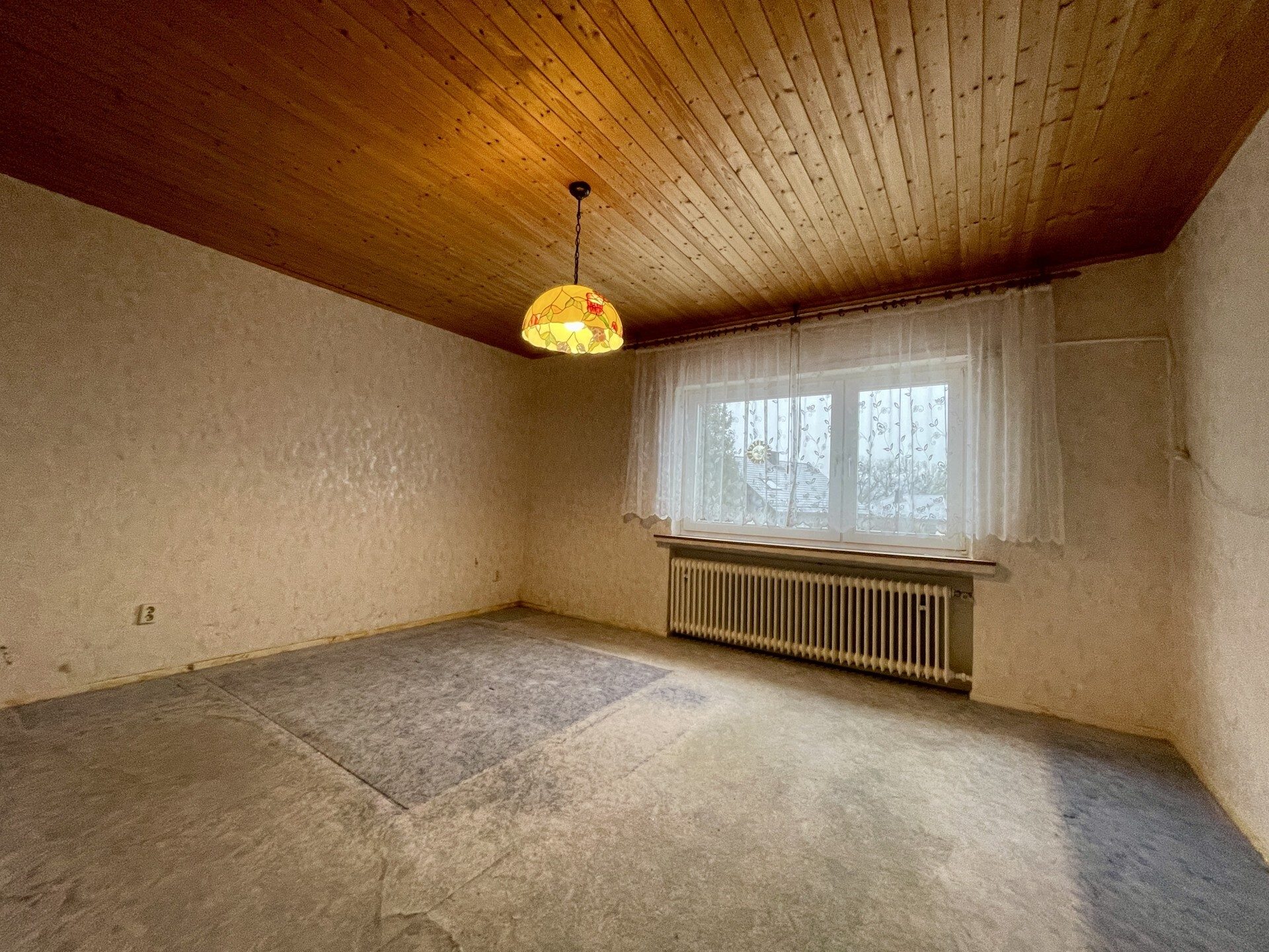Immobilienangebot - Niedenstein - Alle - Familiennest mit Potenzial und großem Grundstück am Ortsrand! KEINE KÄUFERPROVISION