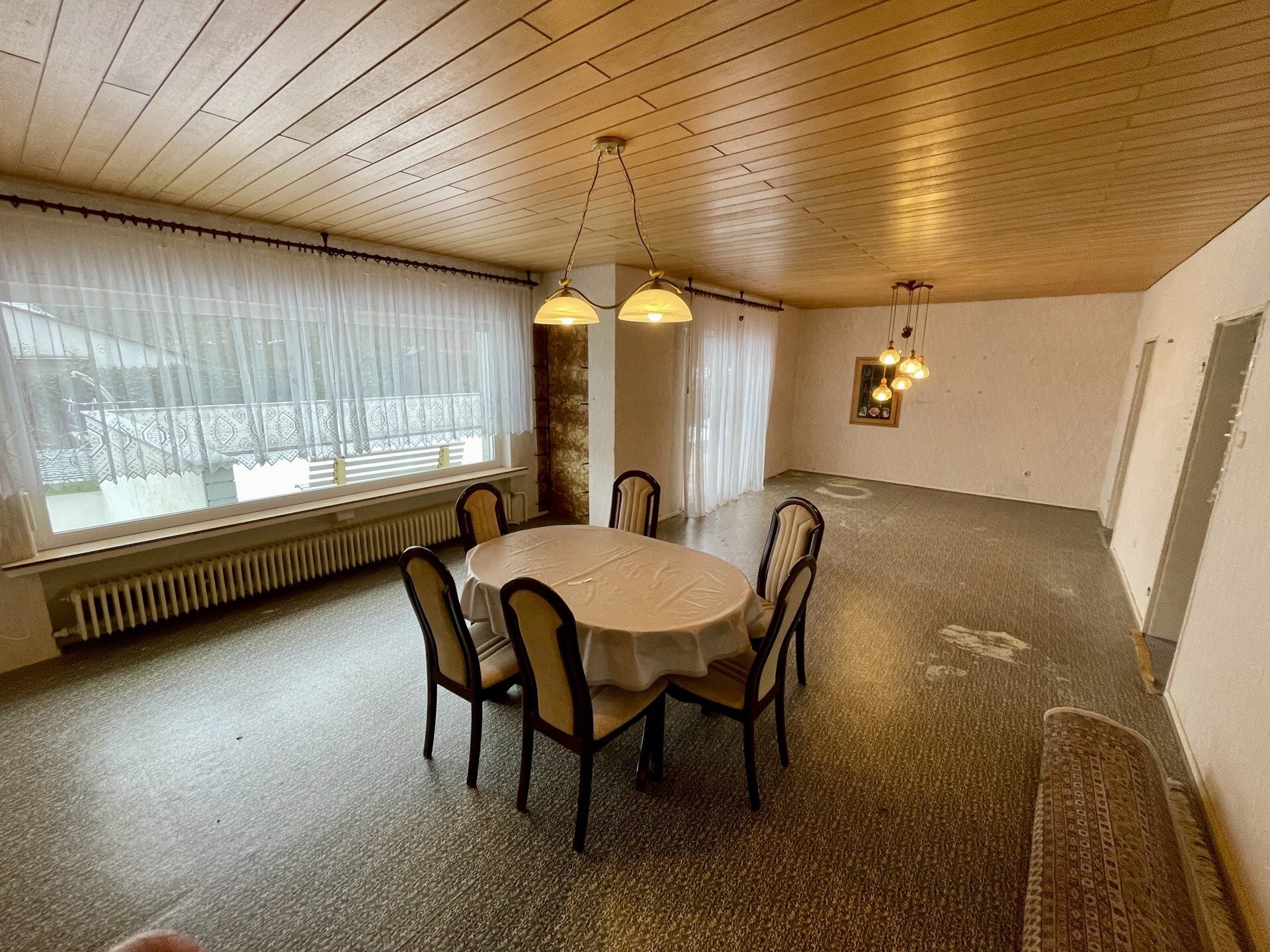 Immobilienangebot - Niedenstein - Alle - Familiennest mit Potenzial und großem Grundstück am Ortsrand! KEINE KÄUFERPROVISION
