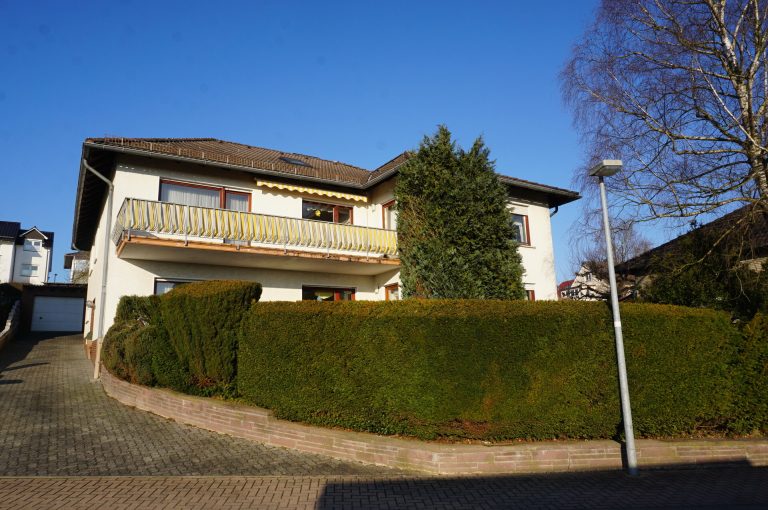 Immobilienangebot - Felsberg - Alle - Stattliches Haus mit Einliegerwohnung. Keine Käuferprovision!