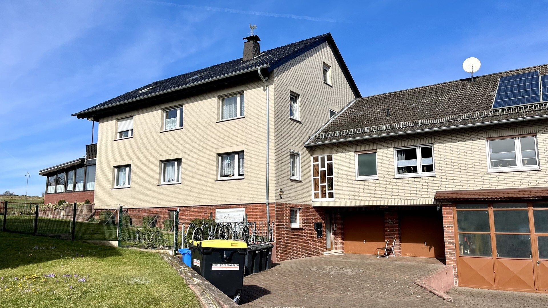 Immobilienangebot - Homberg - Alle - 3 Zimmer Wohnung mit EBK und Garage in Caßdorf!