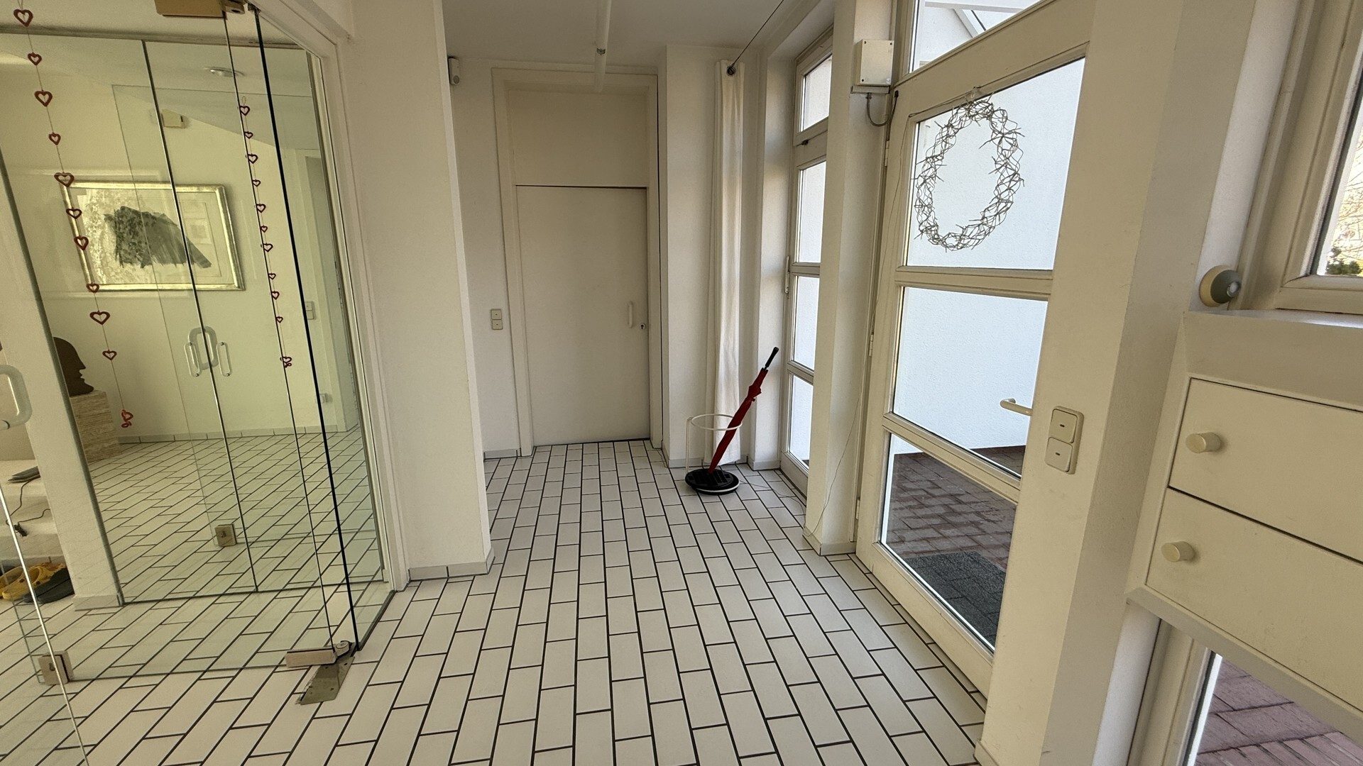 Immobilienangebot - Melsungen - Wohnen - Architektionisches Einfamilienhaus mit ELW, über den Dächern Melsungens! Keine Käuferprovision
