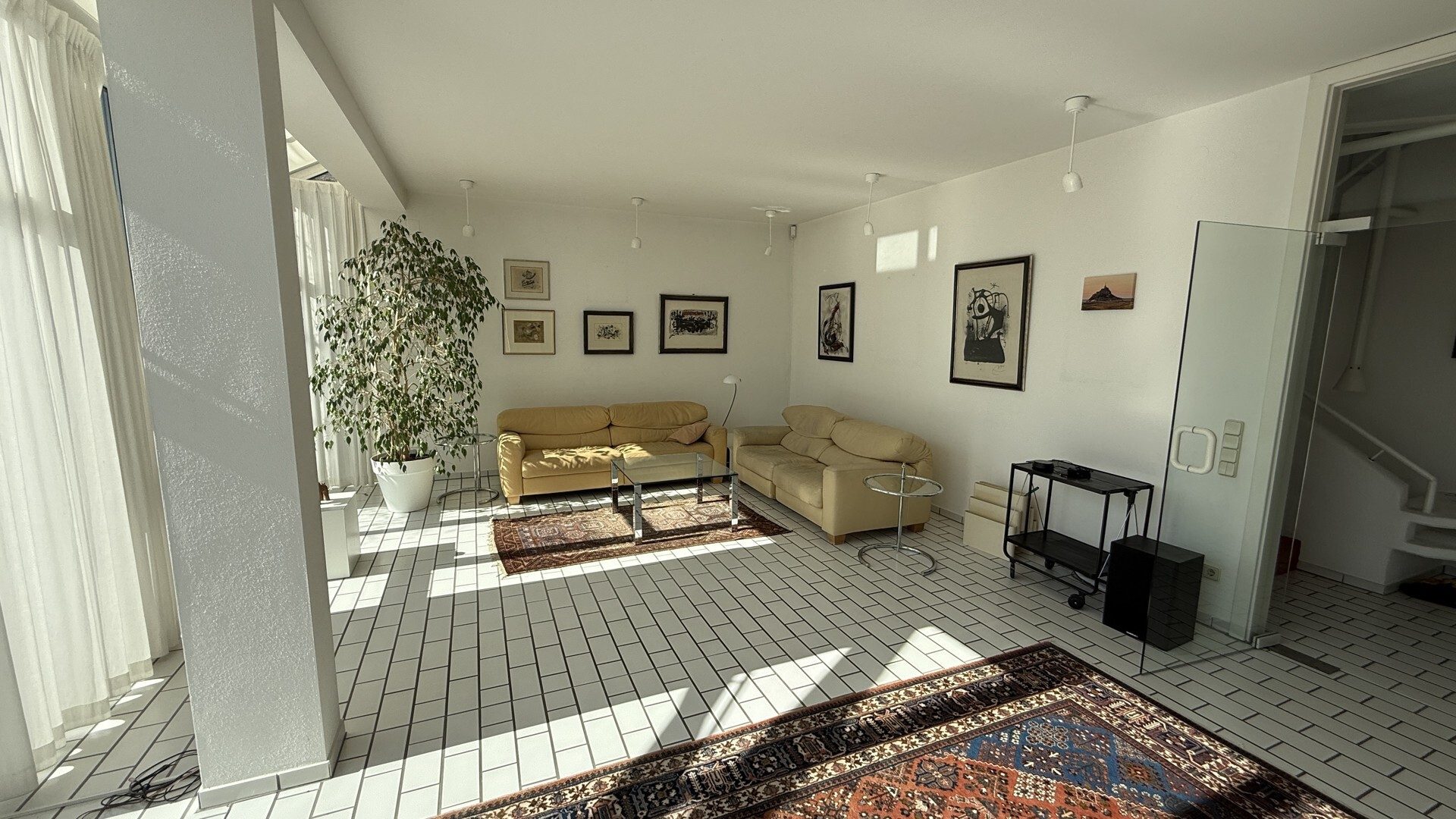 Immobilienangebot - Melsungen - Wohnen - Architektionisches Einfamilienhaus mit ELW, über den Dächern Melsungens! Keine Käuferprovision