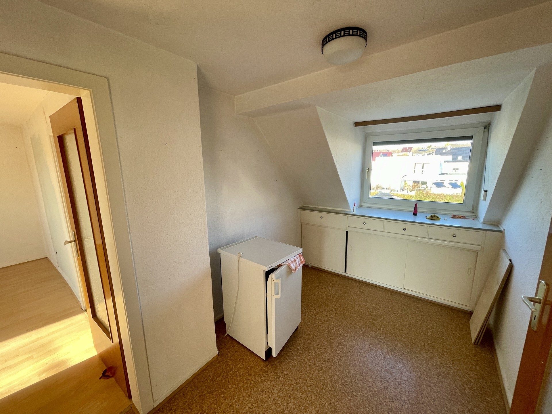 Immobilienangebot - Kassel / Forstfeld - Wohnen - Generationen-Doppelhaushälfte in KS-Forstfeld!
KEINE KÄUFERPROVISION