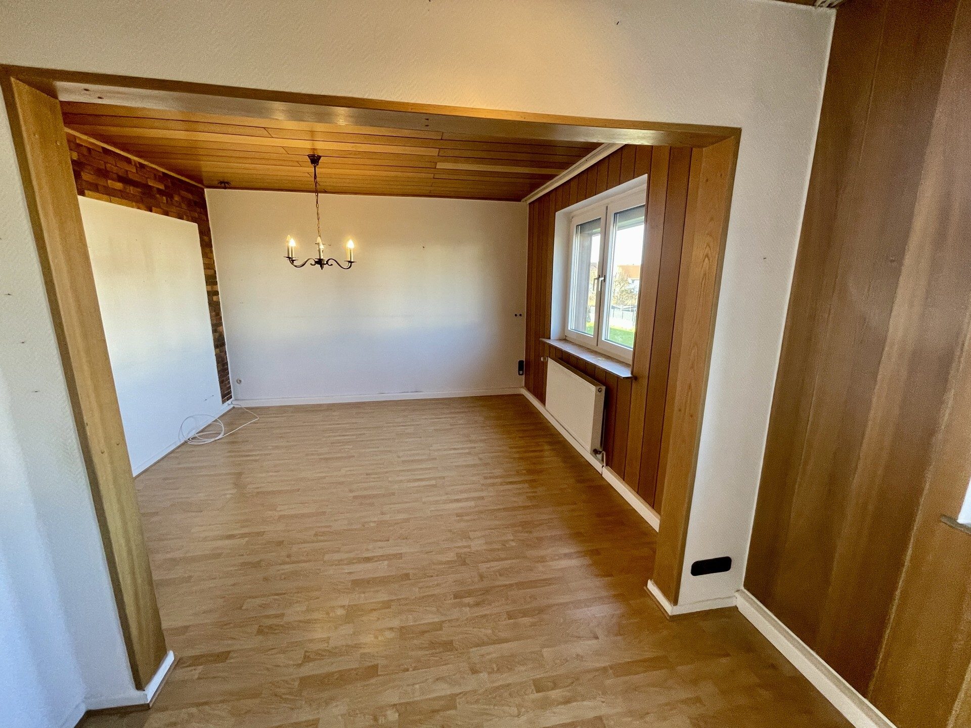 Immobilienangebot - Kassel / Forstfeld - Wohnen - Generationen-Doppelhaushälfte in KS-Forstfeld!
KEINE KÄUFERPROVISION