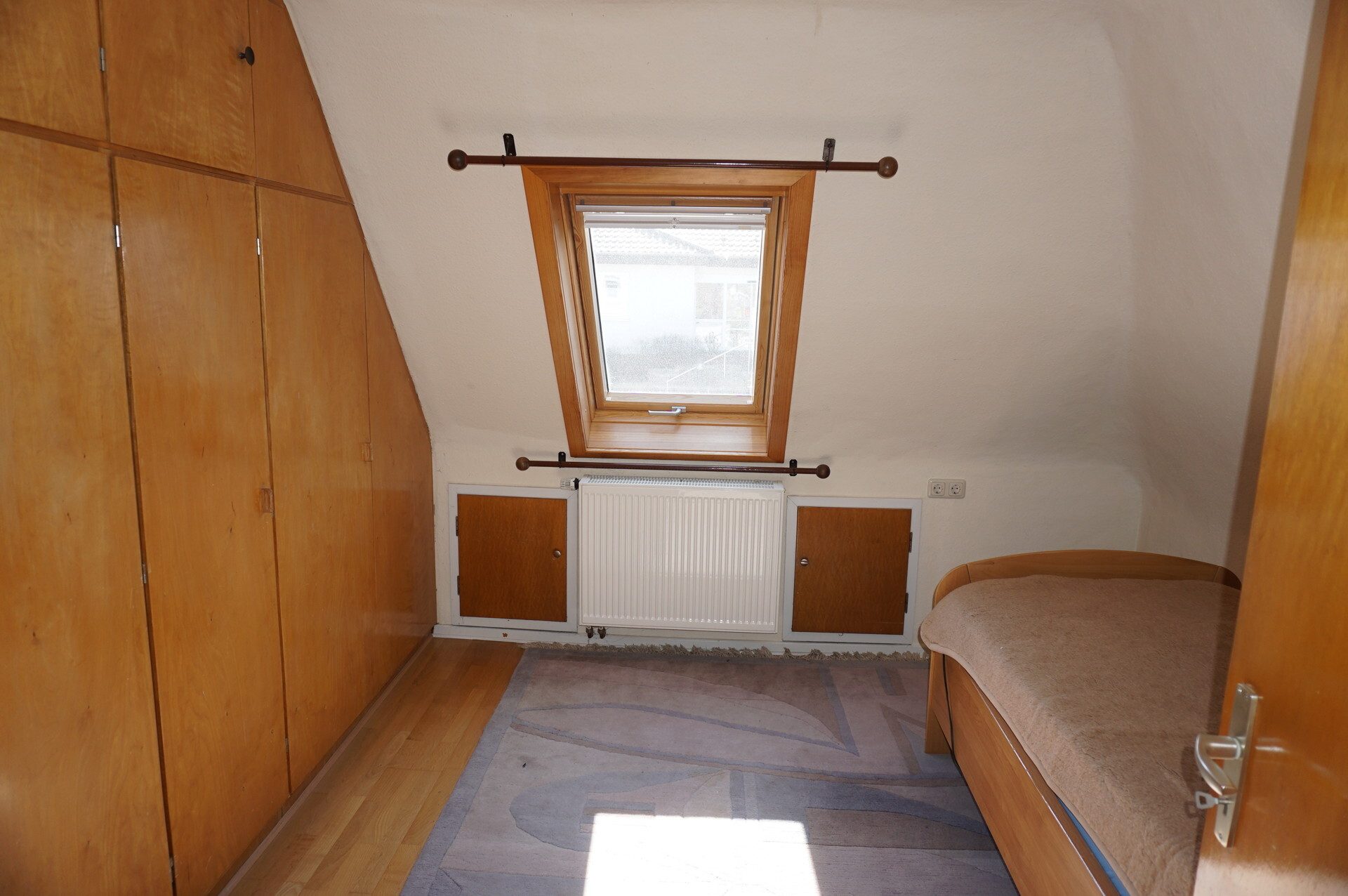 Immobilienangebot - Felsberg - Wohnen - Doppelhaushälfte mit schönem Garten. Keine Käuferprovision!