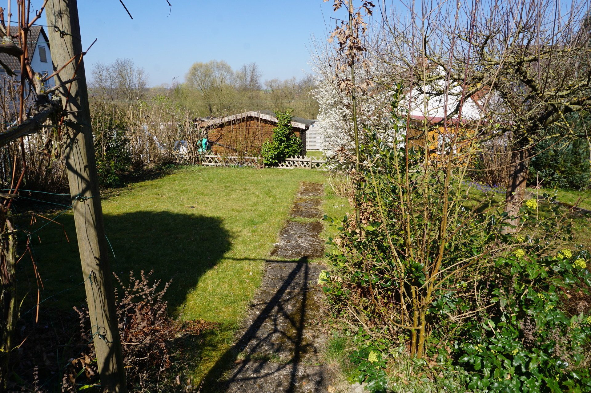 Immobilienangebot - Felsberg - Wohnen - Doppelhaushälfte mit schönem Garten. Keine Käuferprovision!