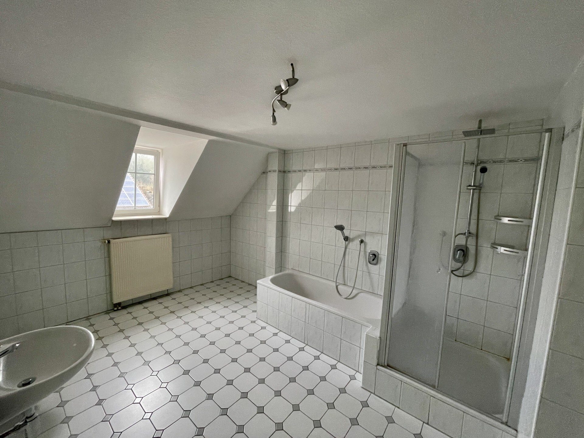 Immobilienangebot - Guxhagen - Wohnen - Schmuckstück an der Fulda: Saniertes Dreifamilienhaus in Guxhagen! KEINE KÄUFERPROVISION