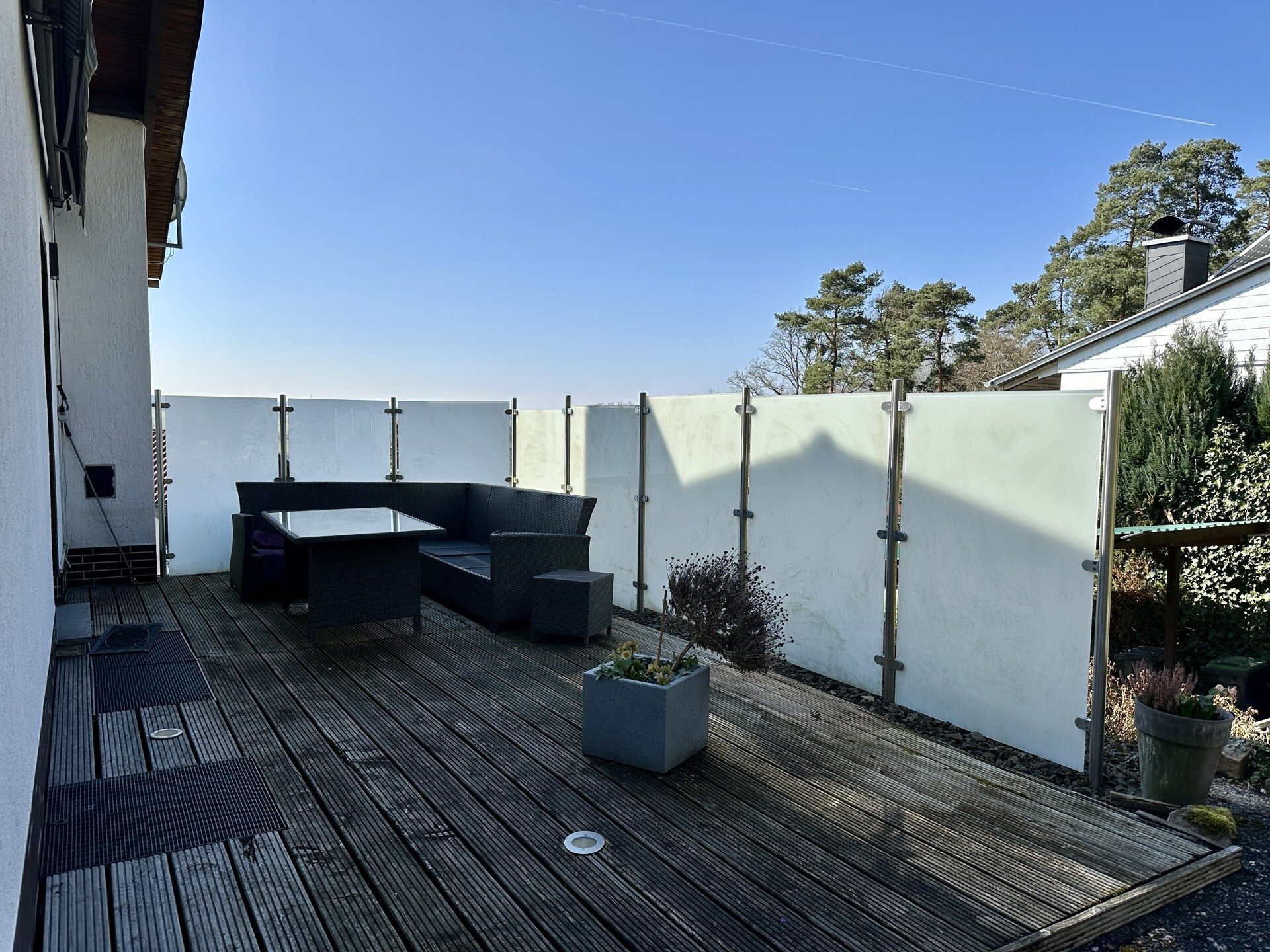 Immobilienangebot - Knüllwald - Wohnen - Fast wie im Urlaub: Gepflegtes Einfamilienhaus in ehemaligem Feriengebiet! KEINE KÄUFERPROVISION