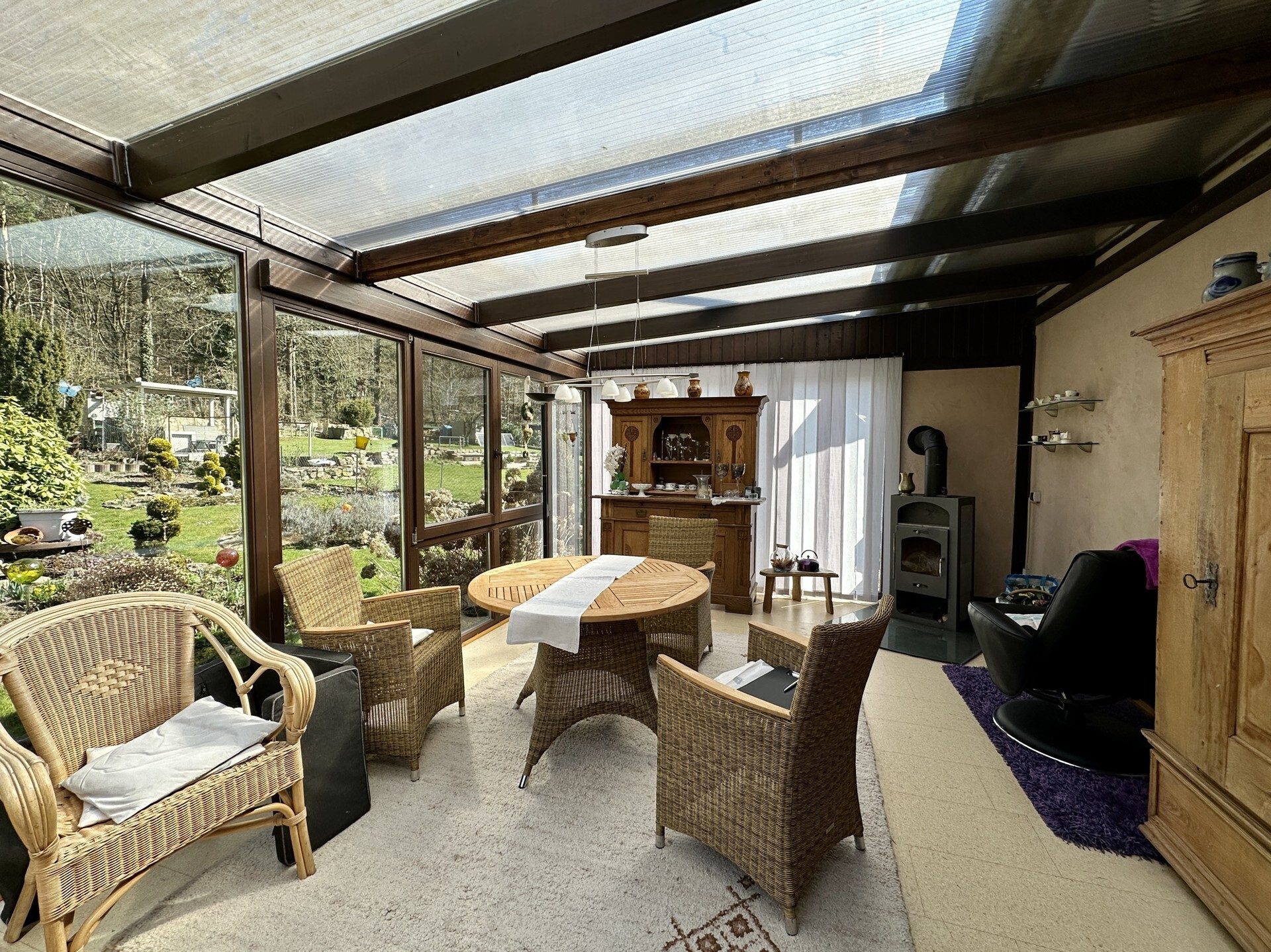 Immobilienangebot - Knüllwald - Wohnen - Fast wie im Urlaub: Gepflegtes Einfamilienhaus in ehemaligem Feriengebiet! KEINE KÄUFERPROVISION