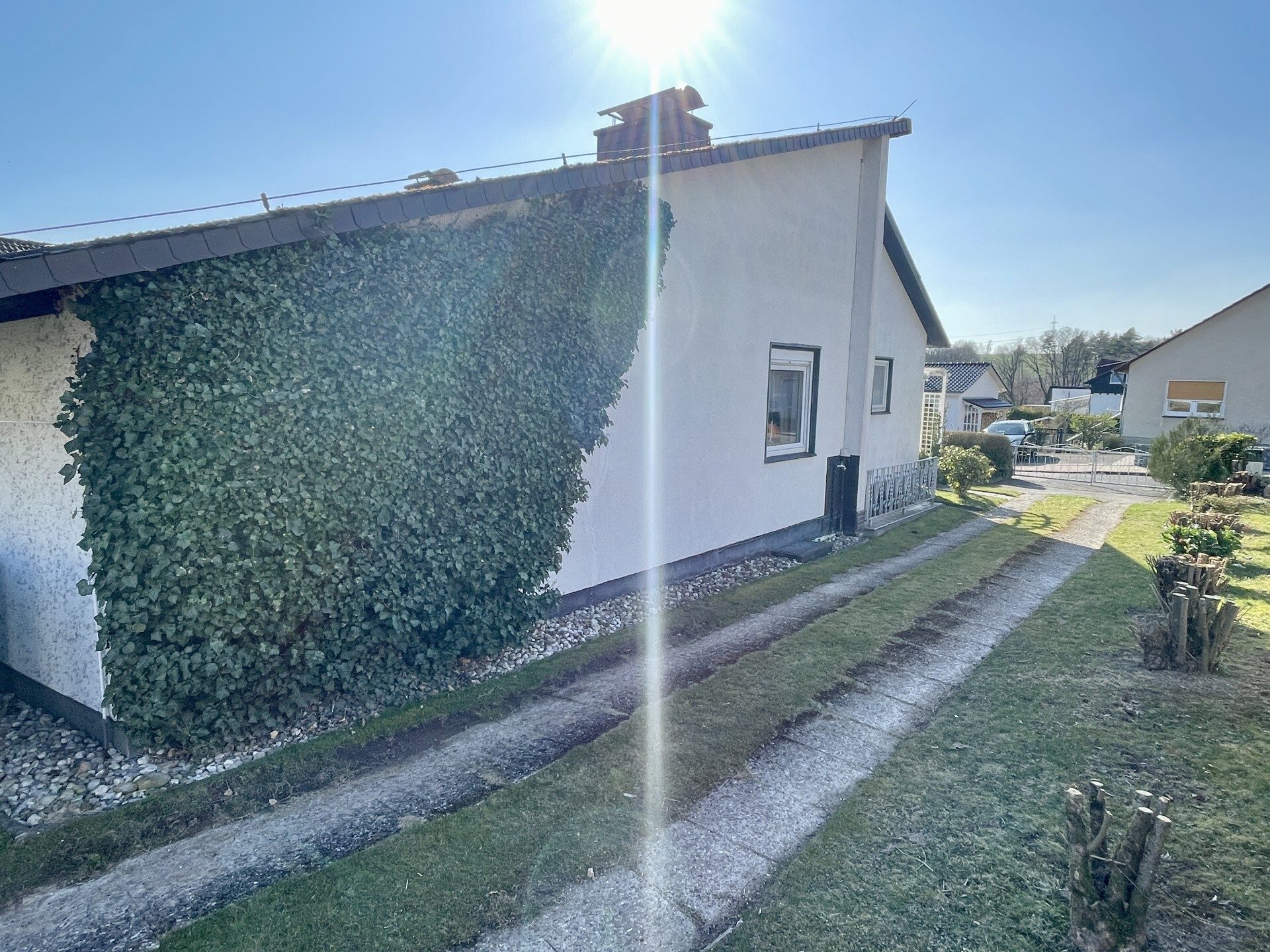 Immobilienangebot - Immenhausen - Wohnen - Individuelles Domizil für Paare oder kleine Familien!
KEINE KÄUFERPROVISION