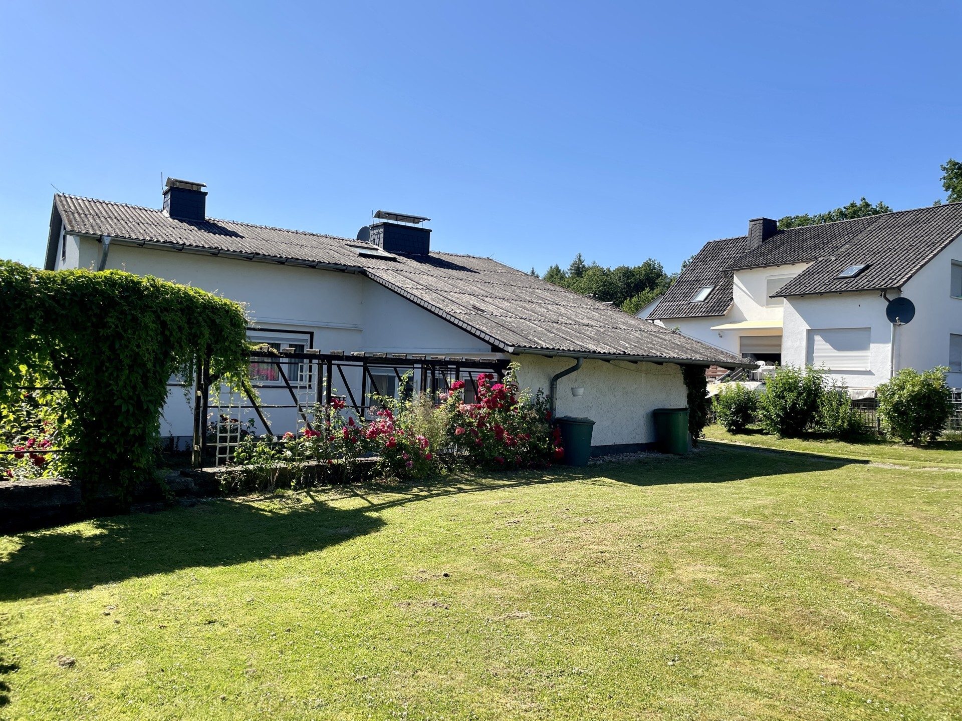 Immobilienangebot - Immenhausen - Wohnen - Individuelles Domizil für Paare oder kleine Familien!
KEINE KÄUFERPROVISION